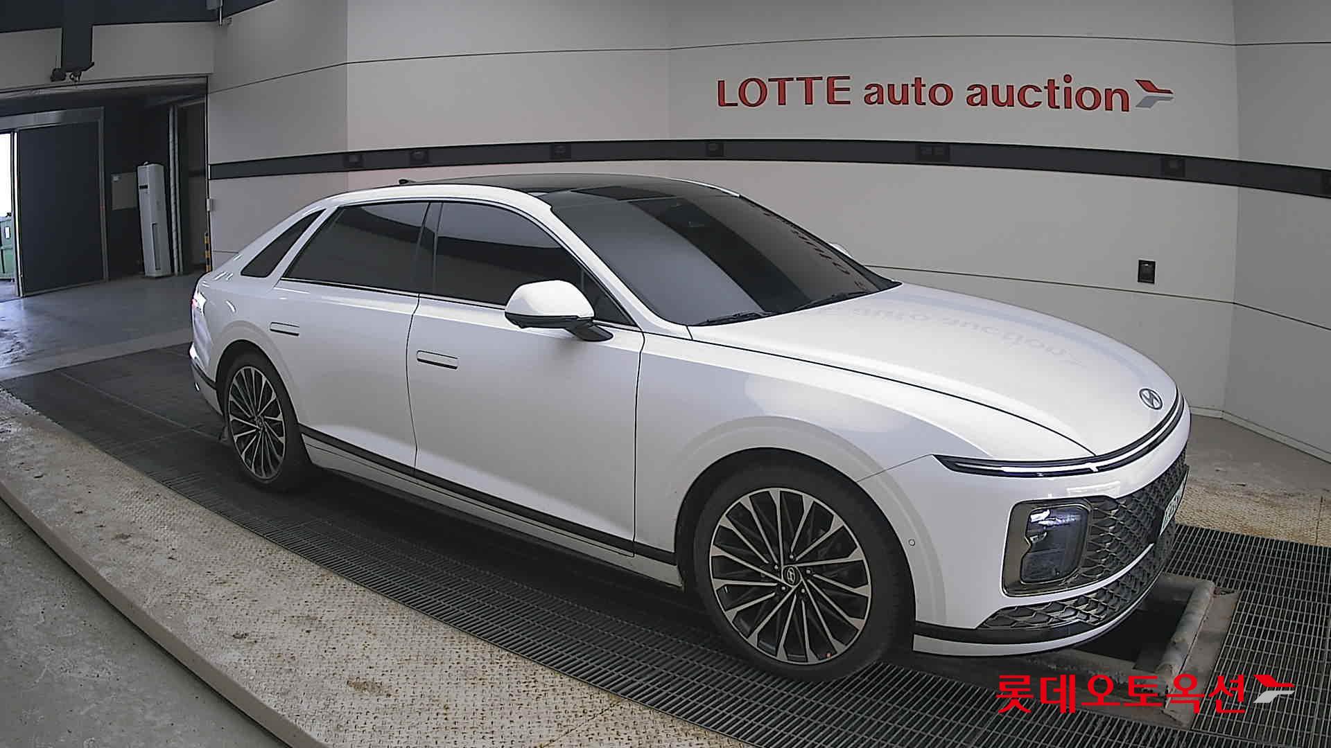 Hyundai Grandeur Hybrid id 3849426 из Кореи 16