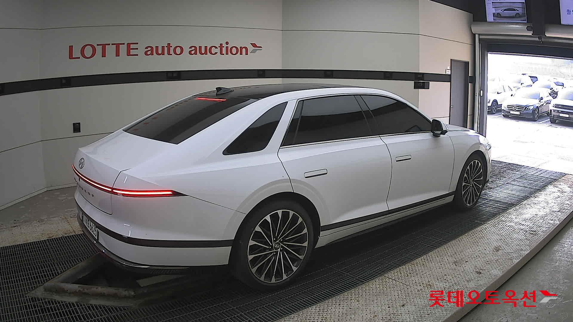 Hyundai Grandeur Hybrid id 3849426 из Кореи 19