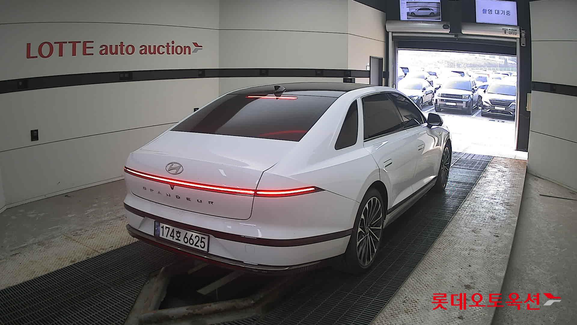 Hyundai Grandeur Hybrid id 3849426 из Кореи 20