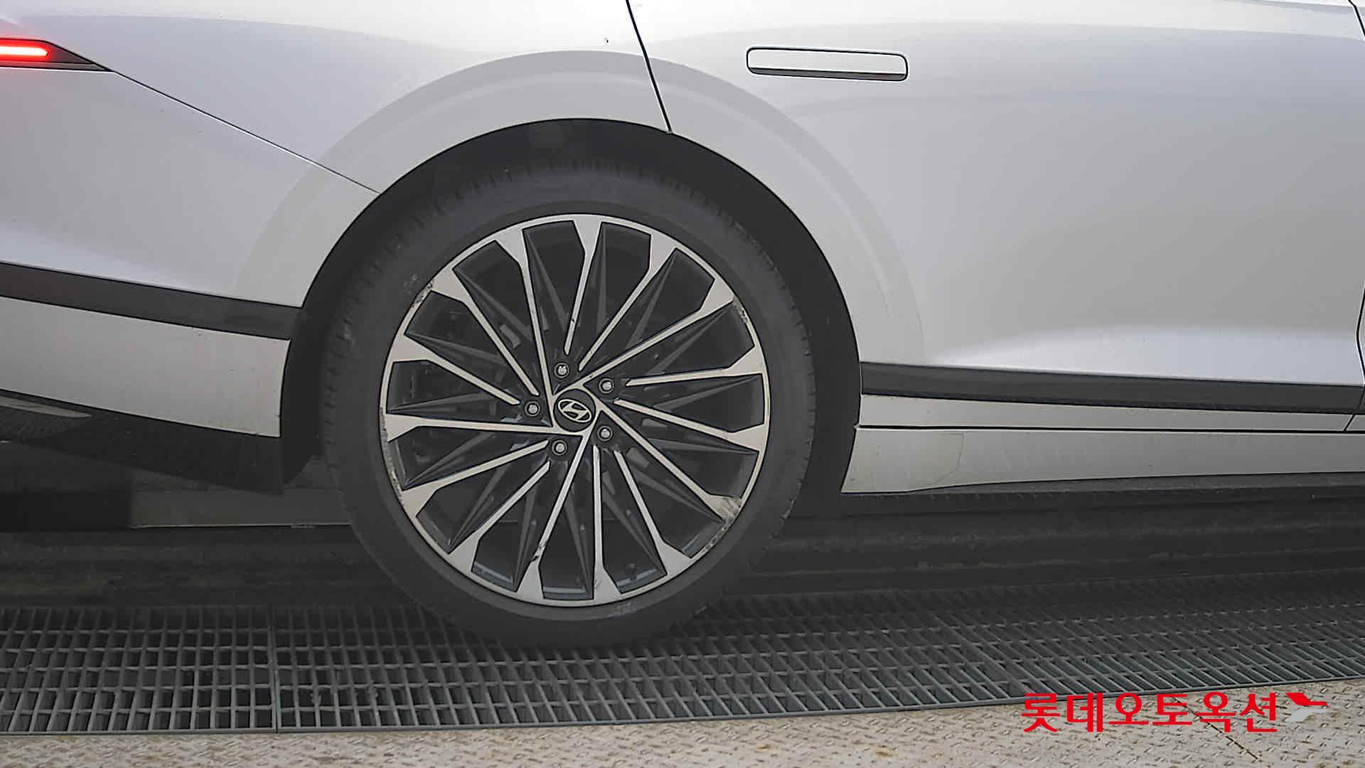 Hyundai Grandeur Hybrid id 3849426 из Кореи 24