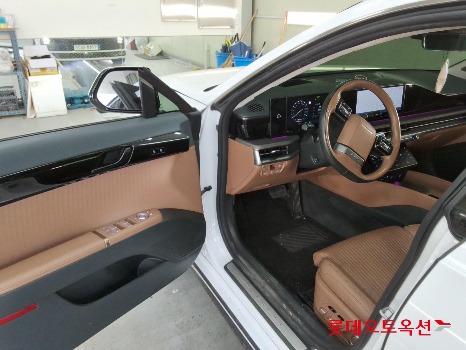 Hyundai Grandeur Hybrid id 3849426 из Кореи 34