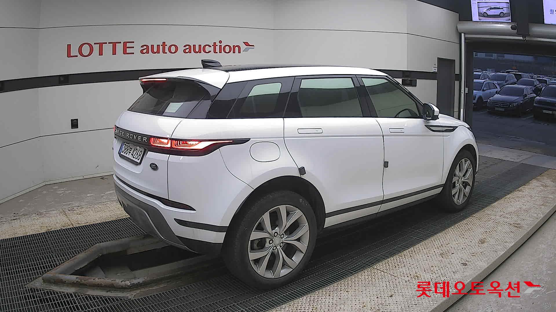 Land Rover Range Rover - 19