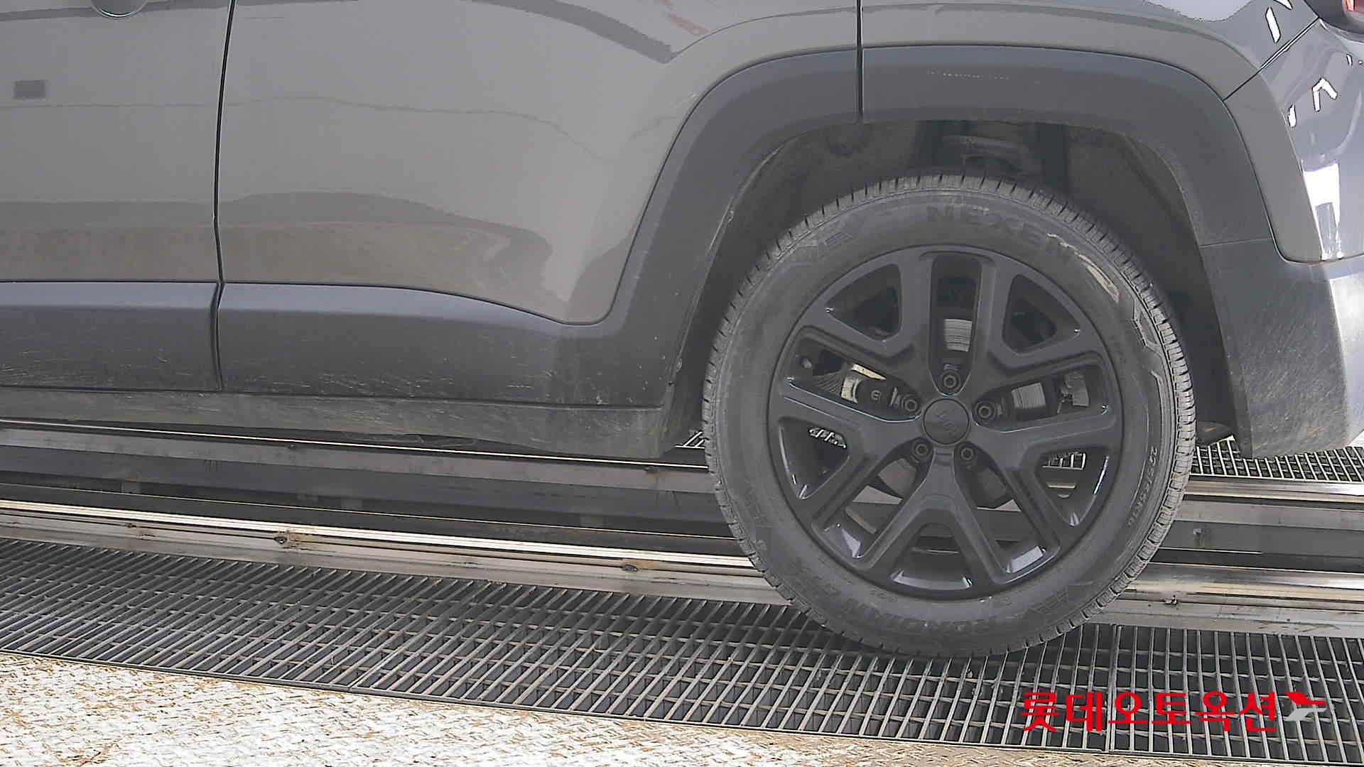 Jeep Straw Renegade 1.3 FWD id 3888279 из Кореи 37