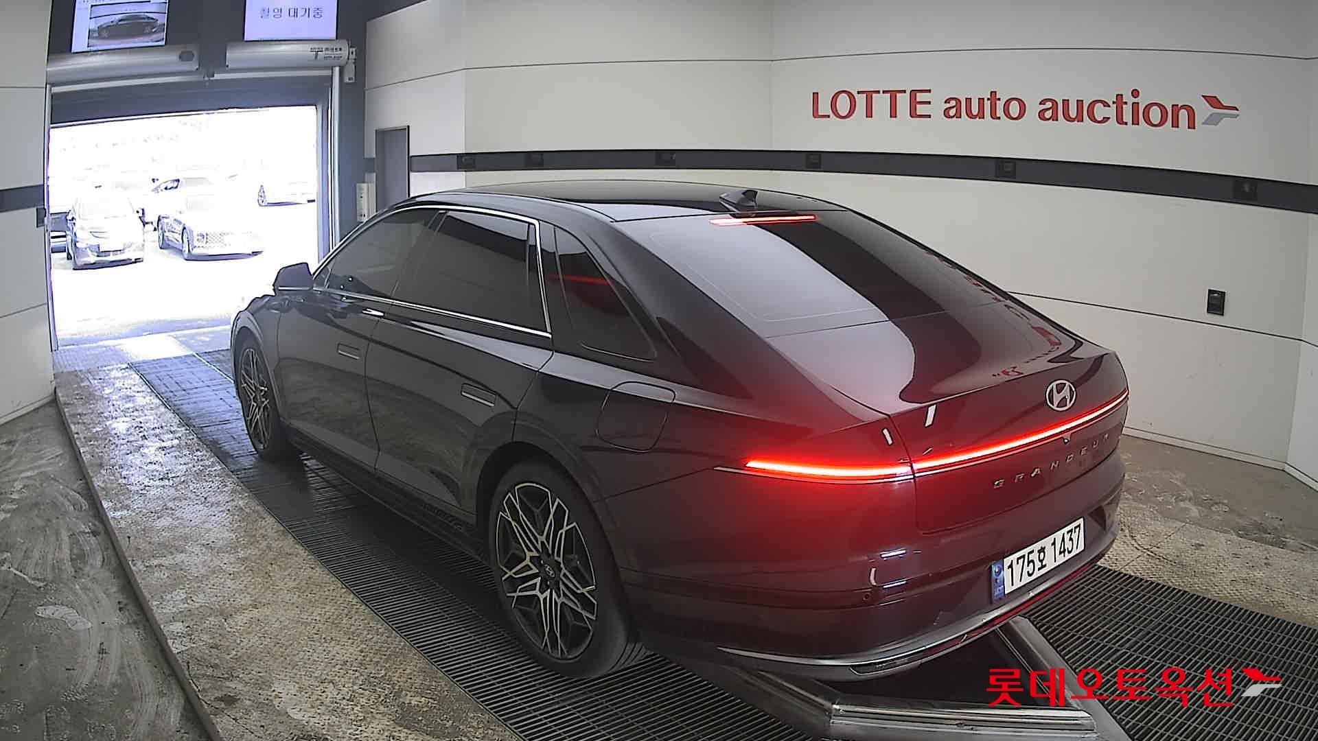 هيونداي أزيرا