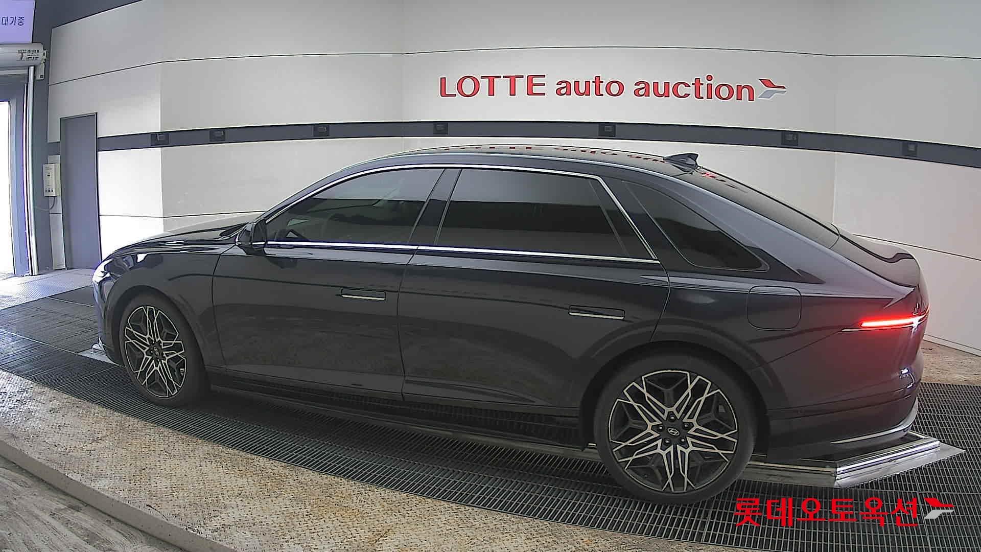 هيونداي أزيرا