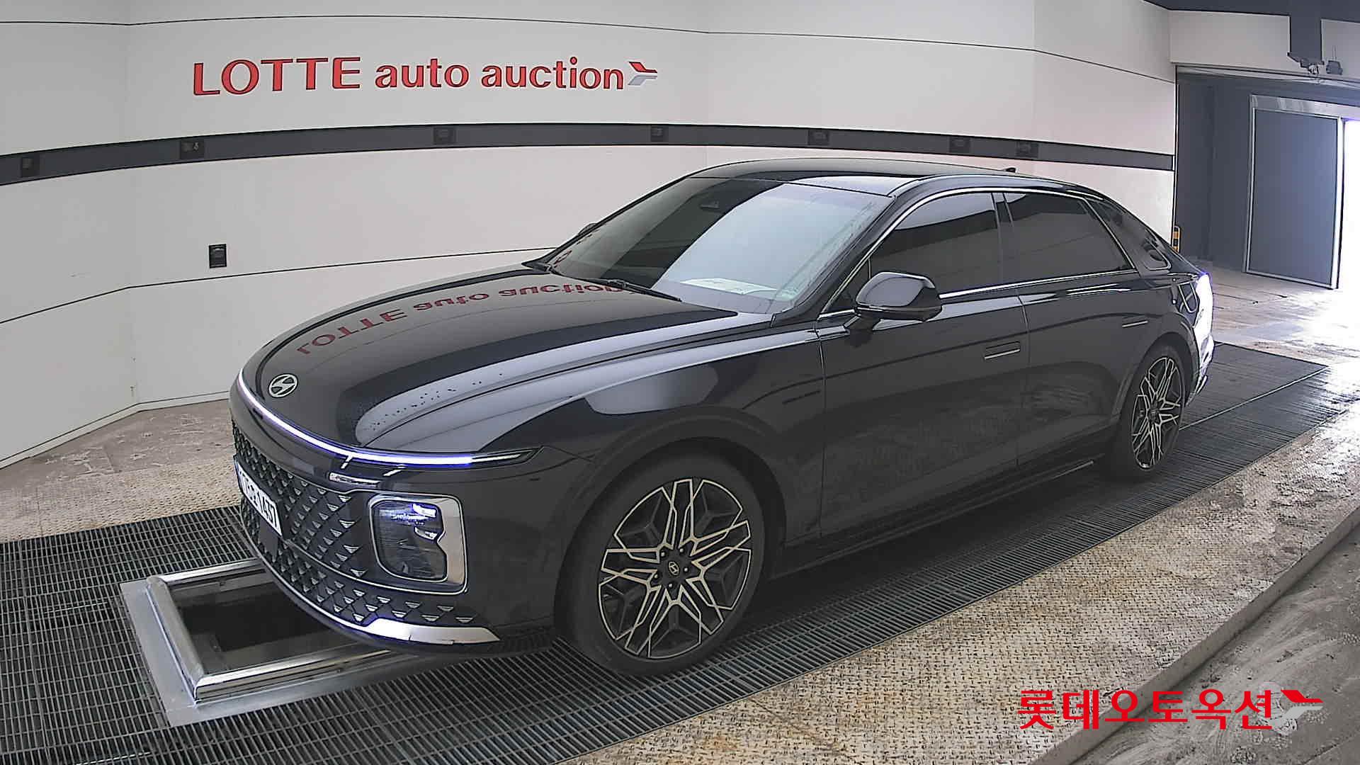 هيونداي أزيرا