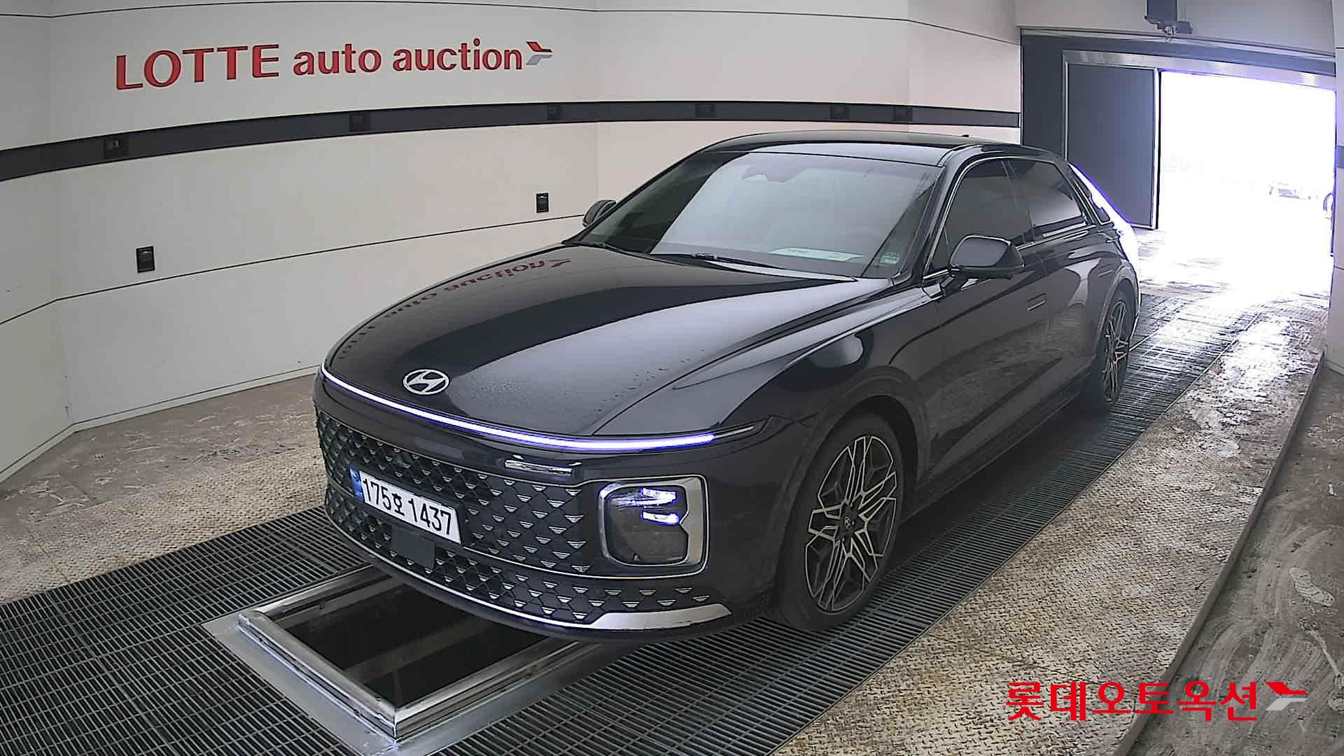 هيونداي أزيرا