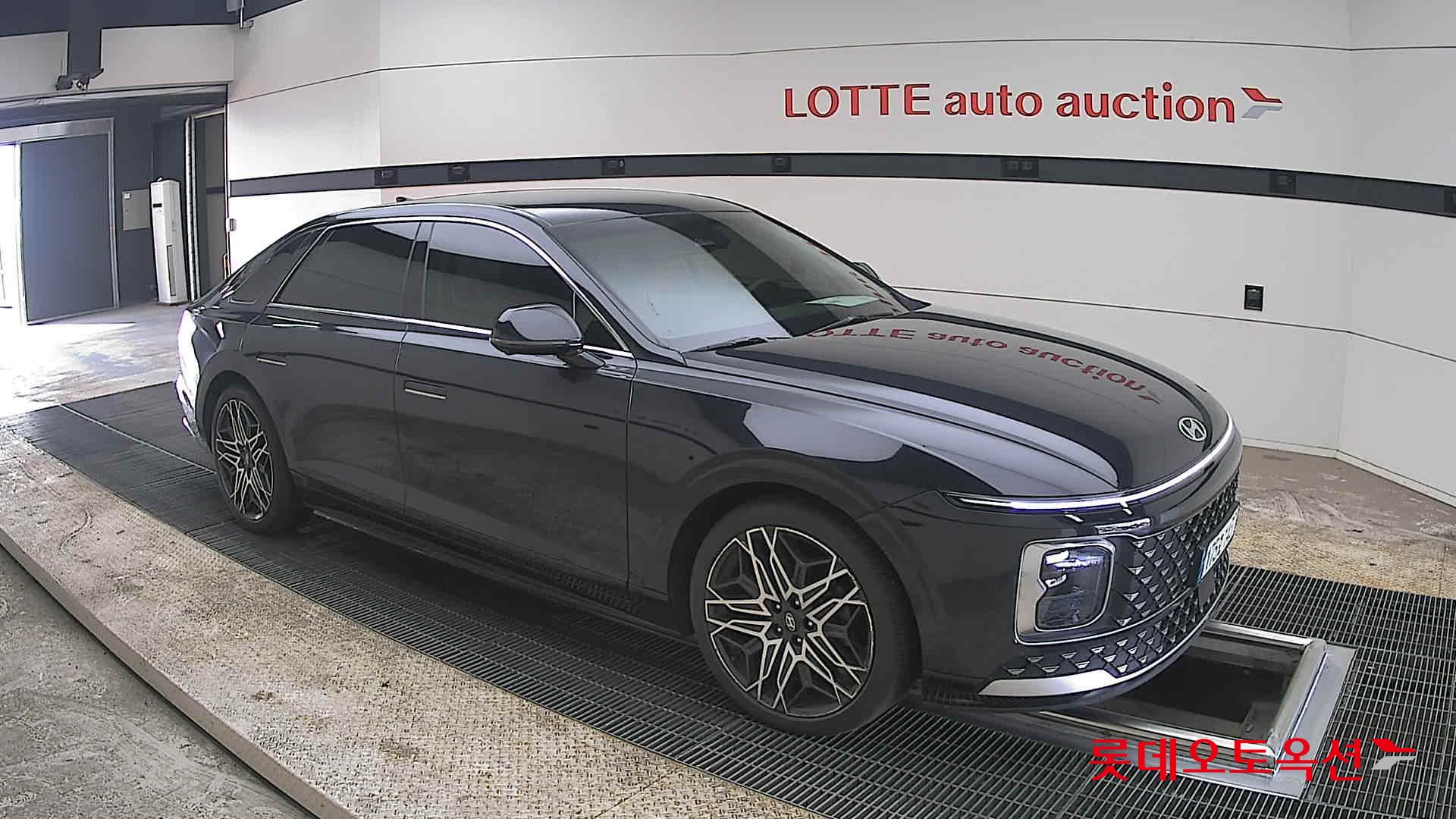 هيونداي أزيرا