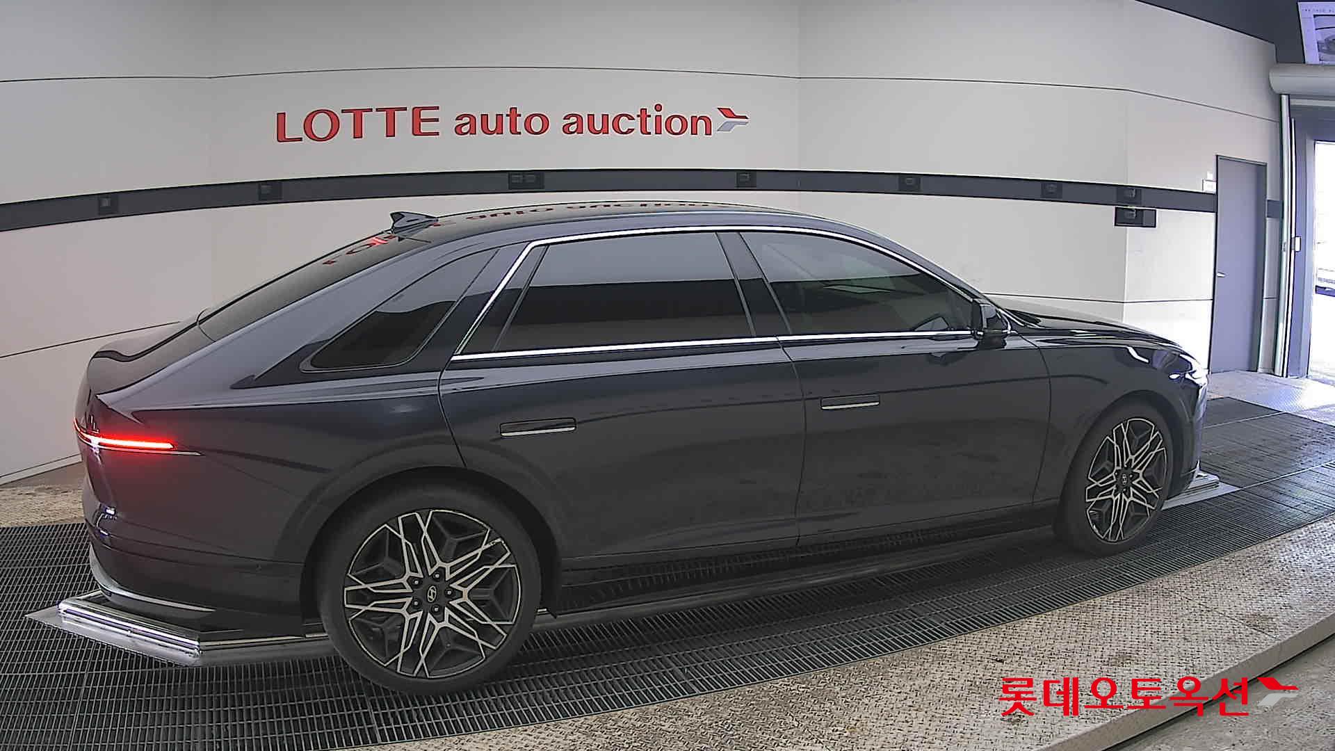 هيونداي أزيرا