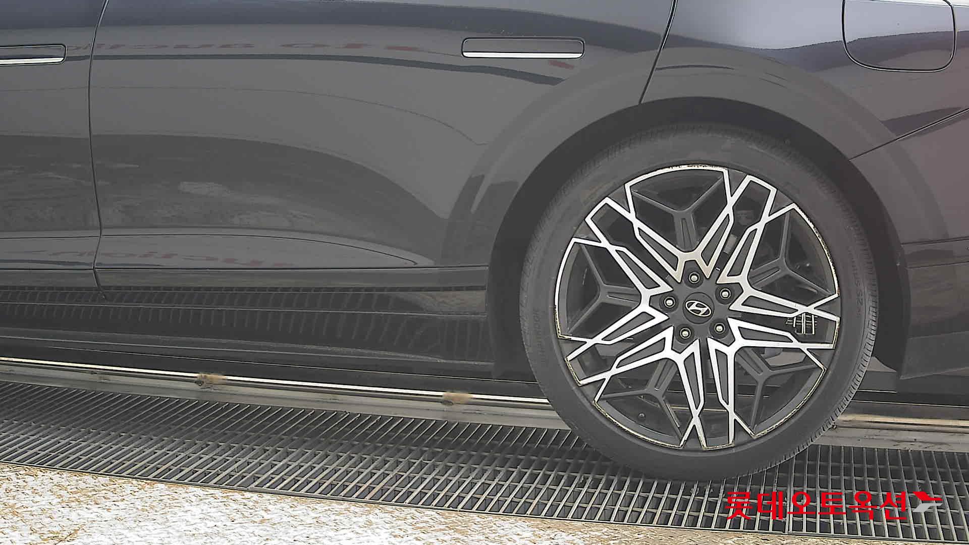 هيونداي أزيرا