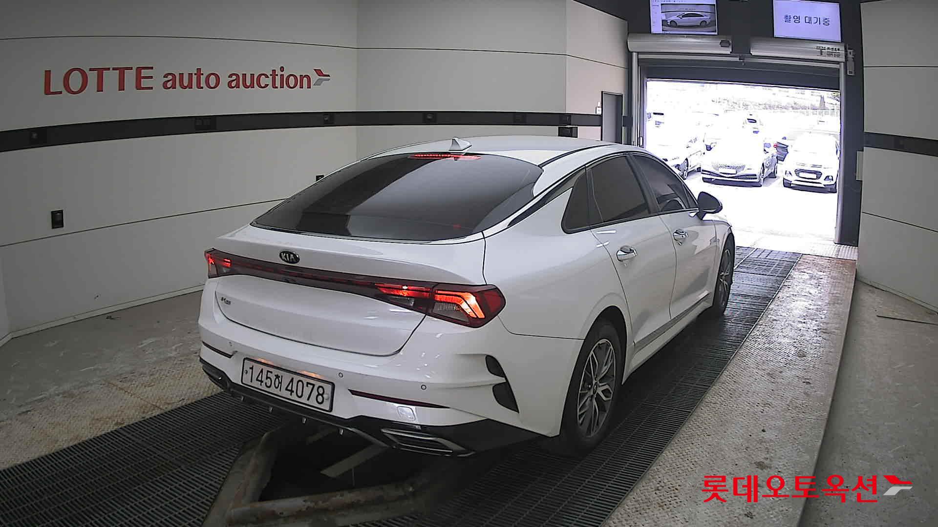 Kia K5 2020 - Image 18