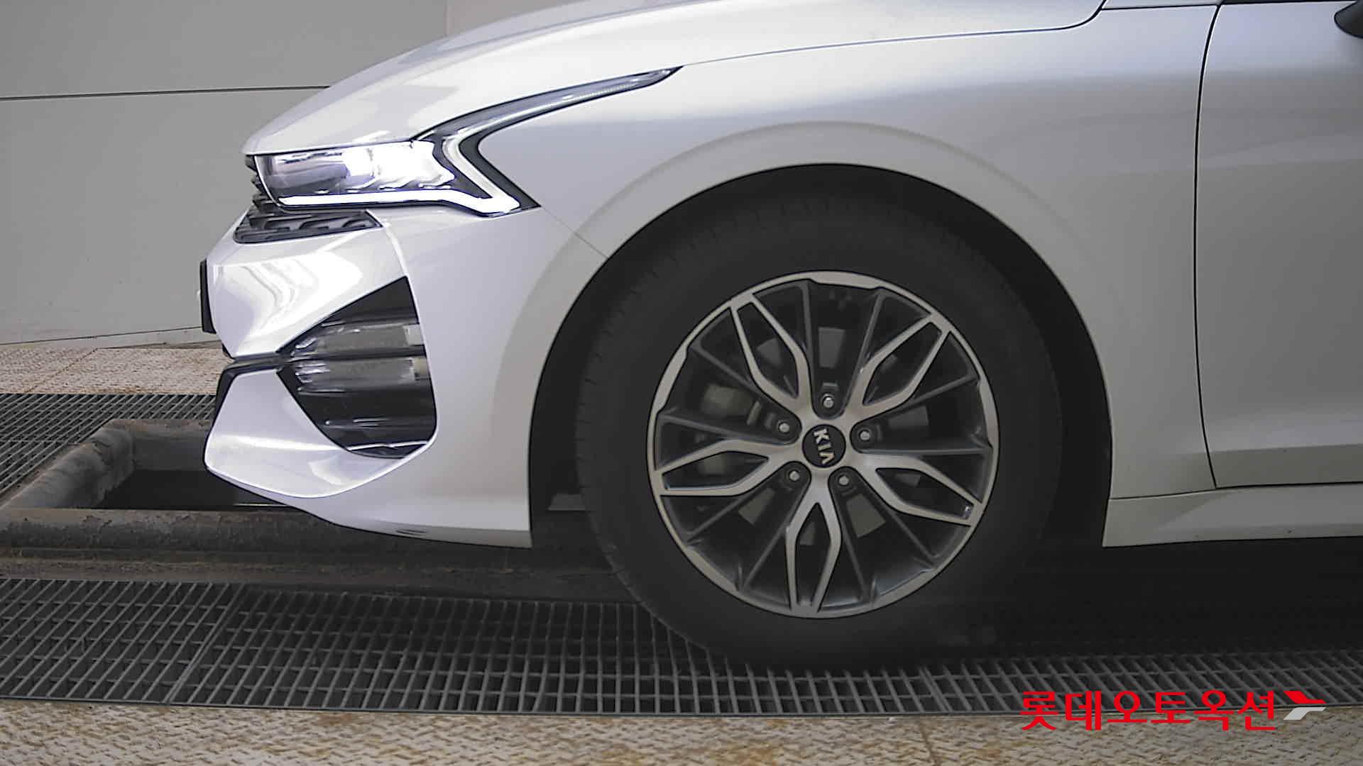 Kia K5 2020 - Image 25