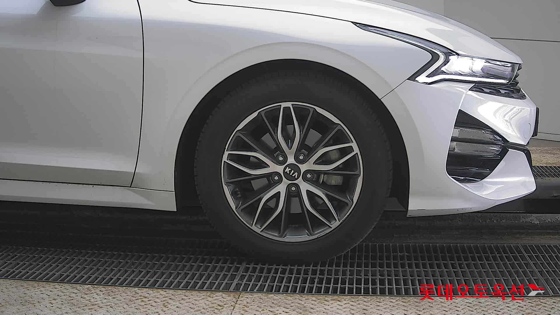 Kia K5 2020 - Image 27