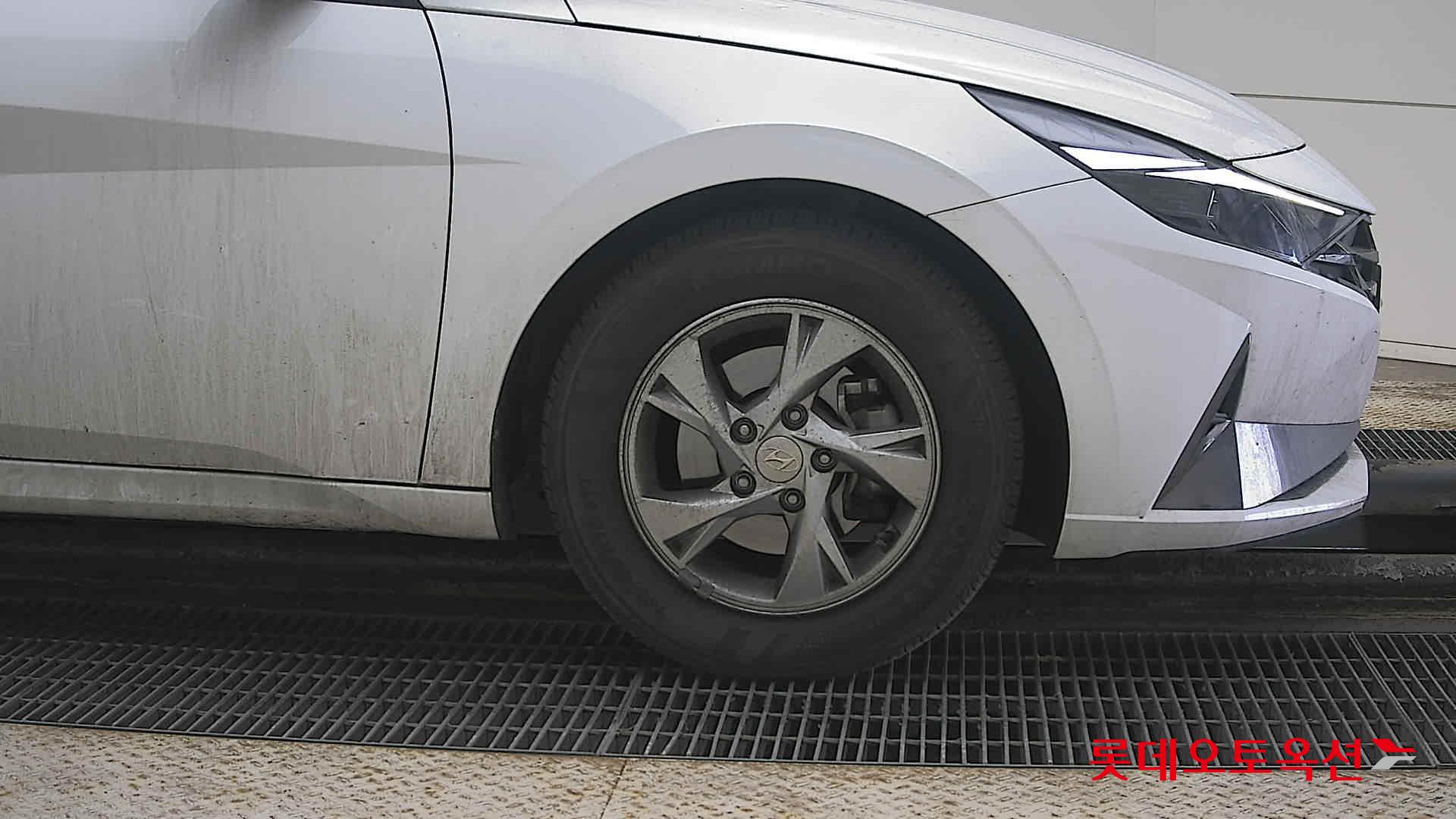 Hyundai Avante id 3803736 из Кореи 23