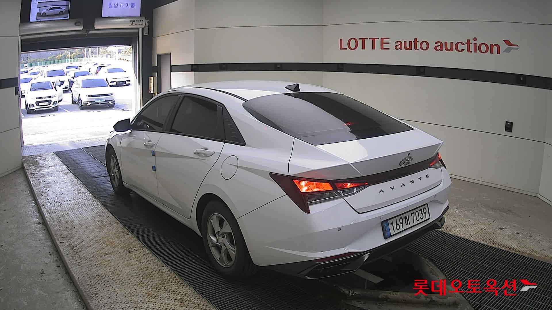 هيونداي إلانترا 2023 - صورة 4