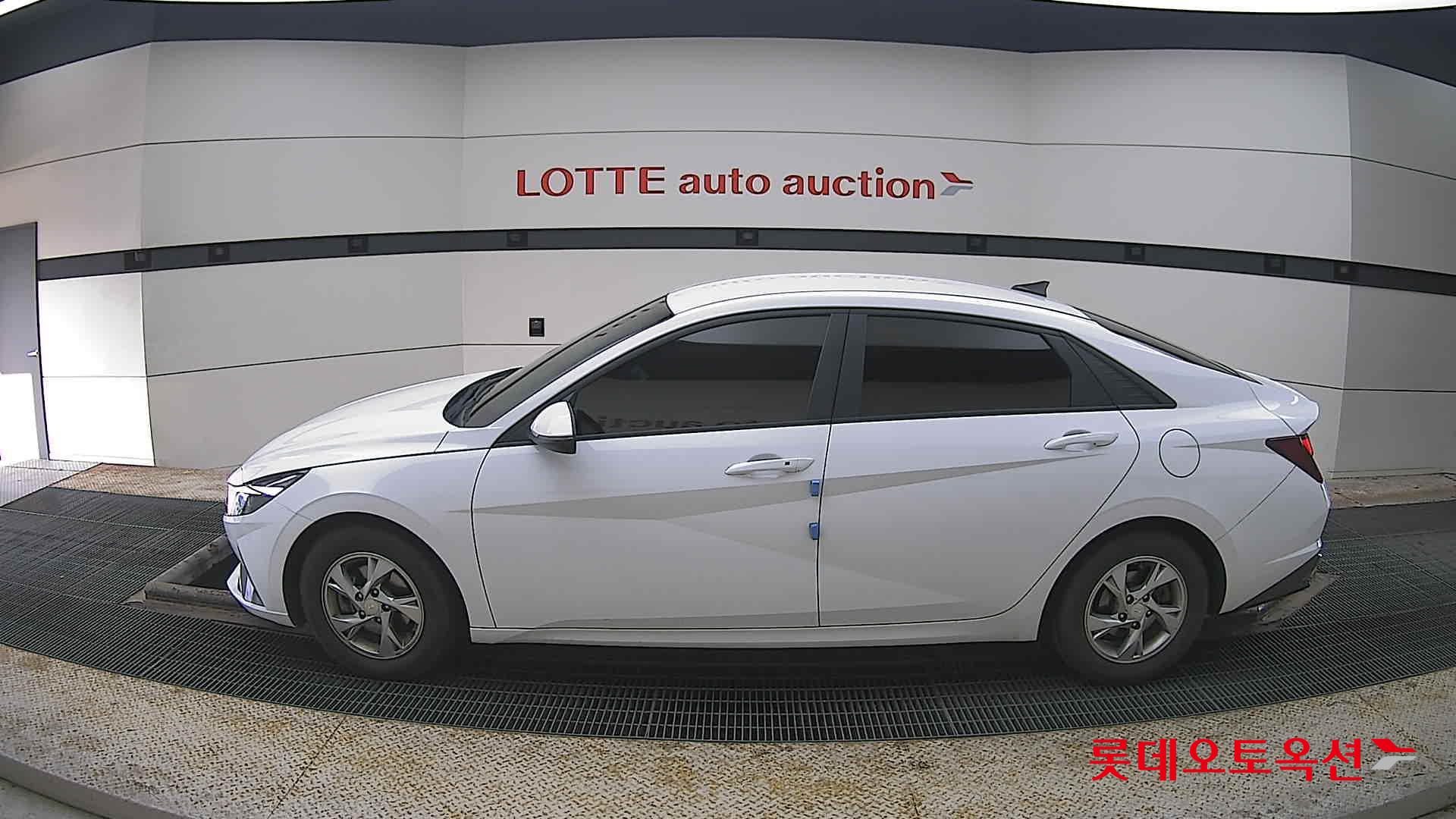 هيونداي إلانترا 2023 - صورة 13