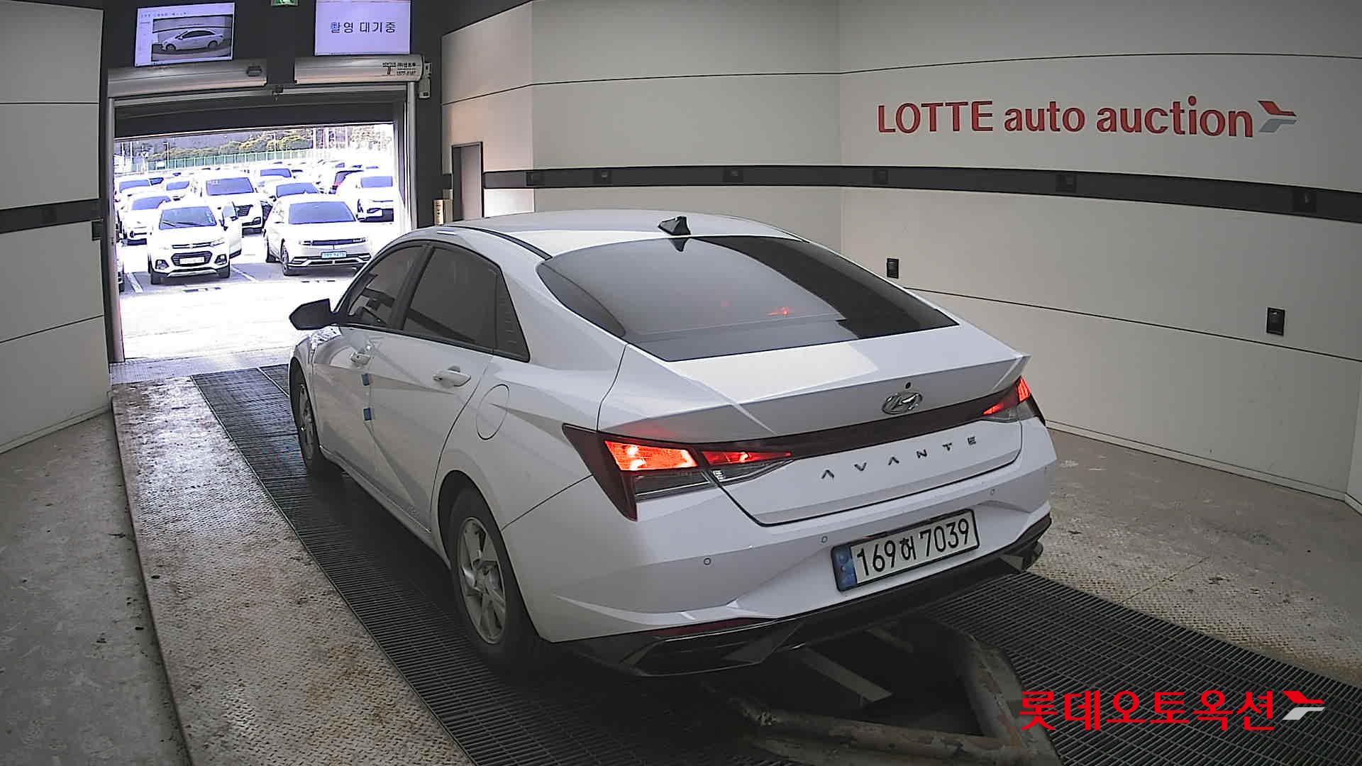 هيونداي إلانترا 2023 - صورة 16