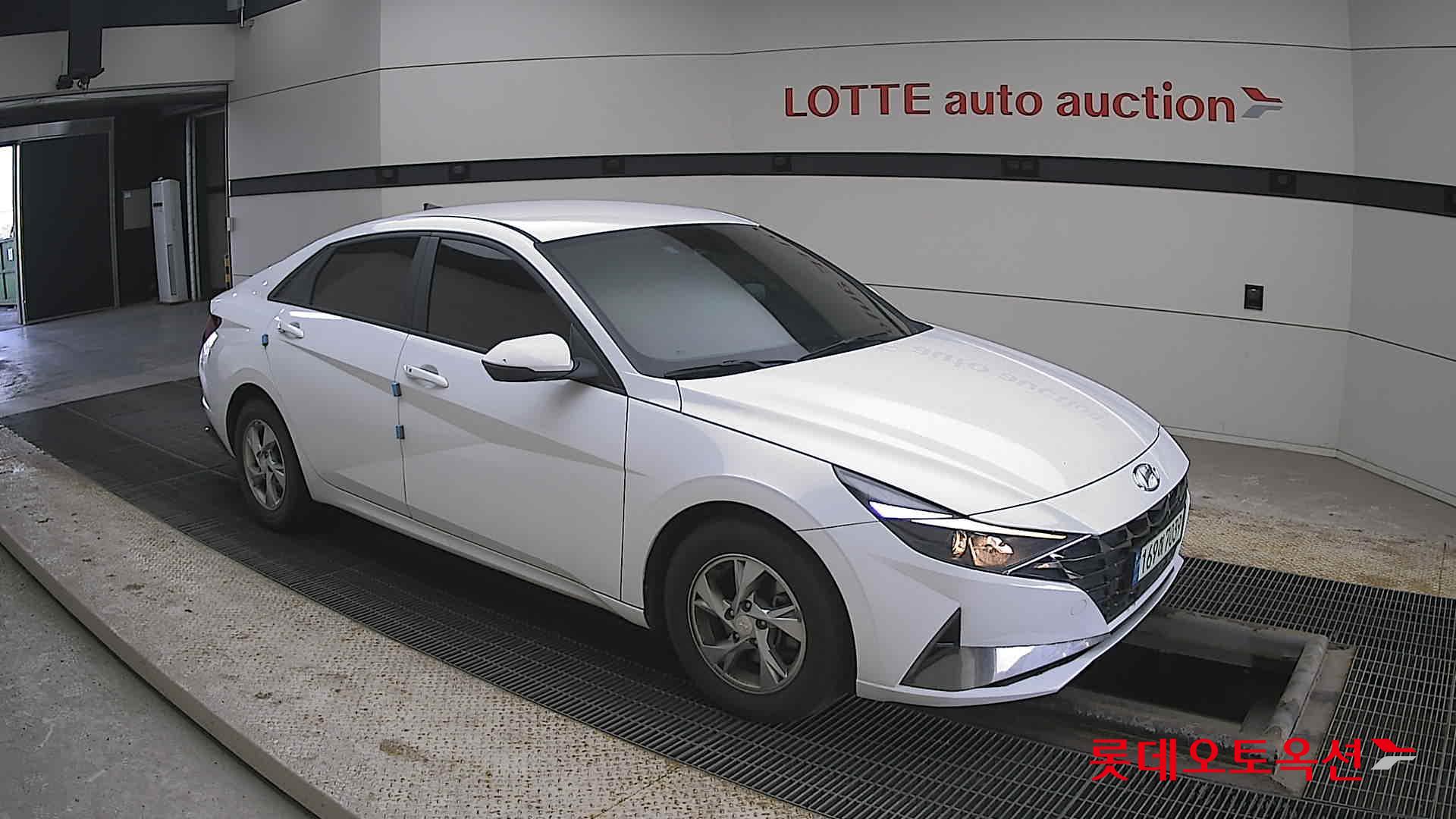 هيونداي إلانترا 2023 - صورة 23