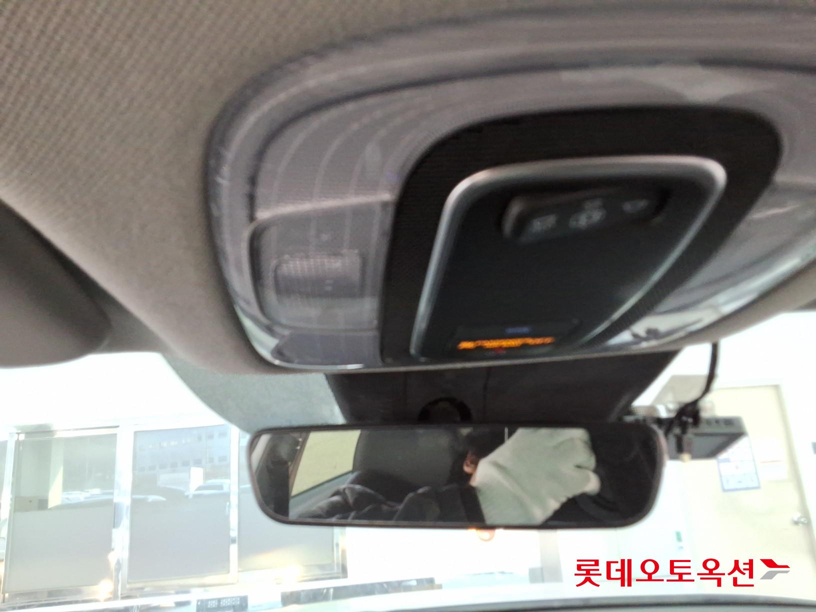 هيونداي إلانترا 2023 - صورة 31