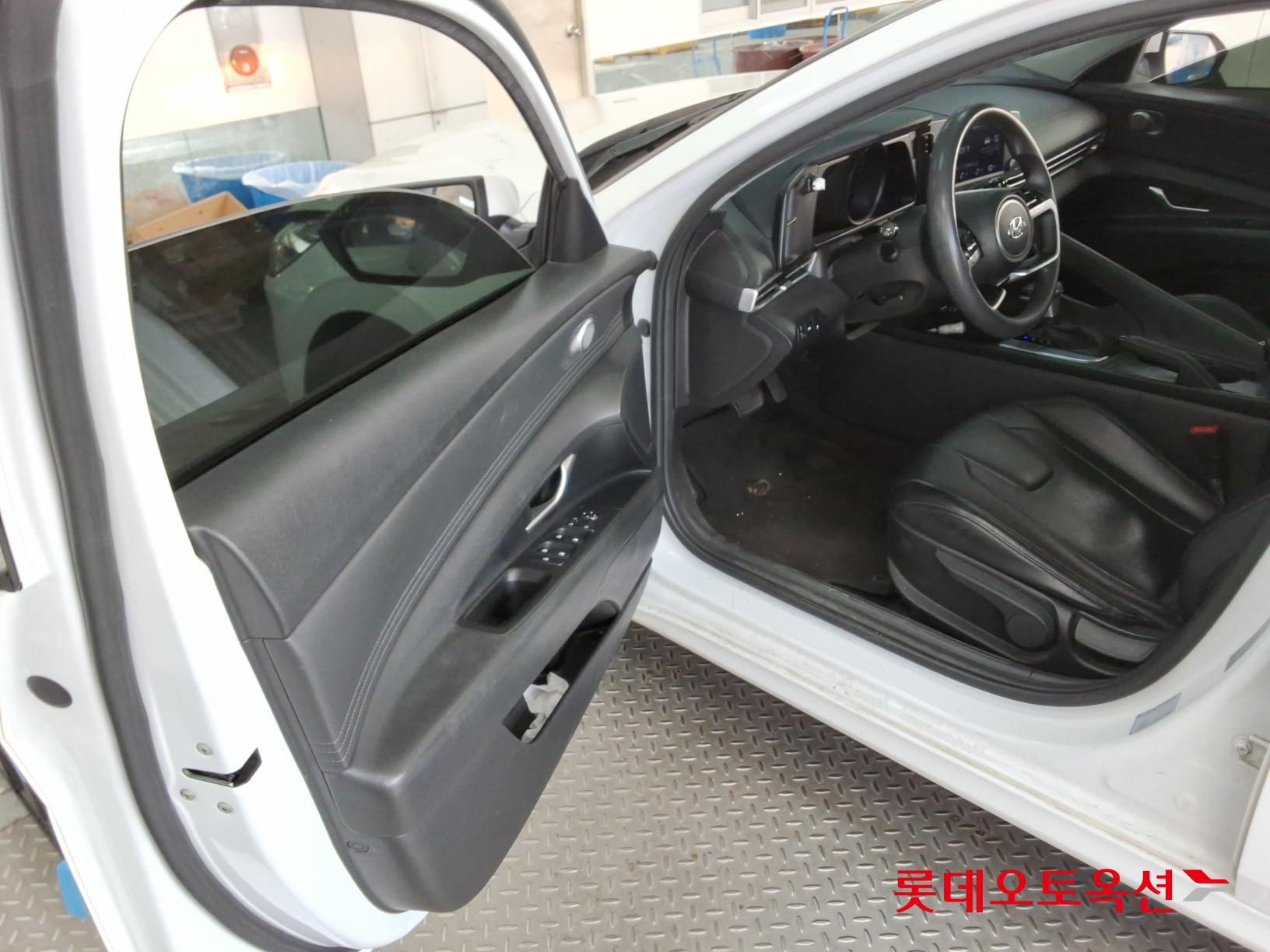 هيونداي إلانترا 2023 - صورة 36