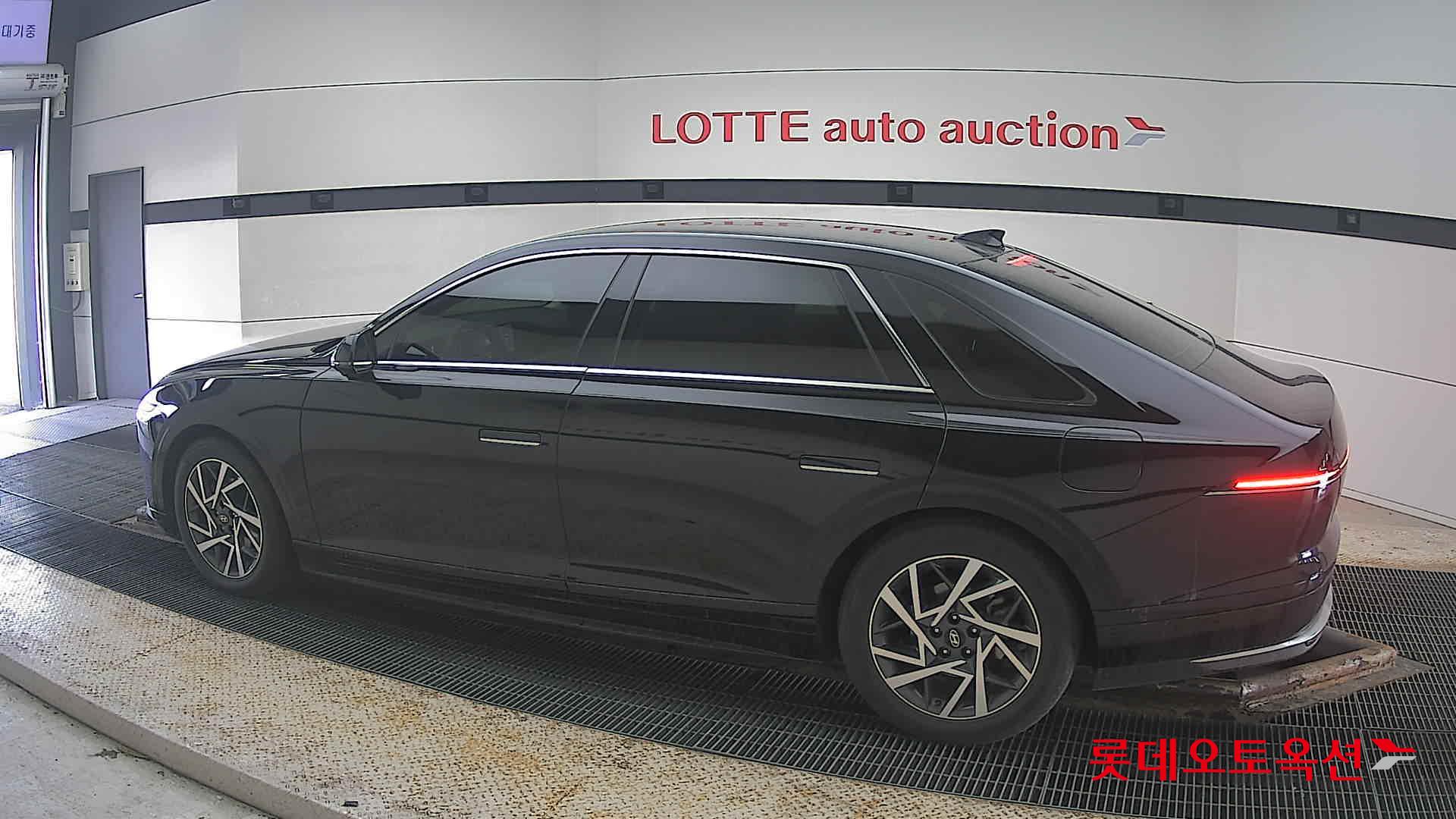 Hyundai Grandeur 2023 - Image 14