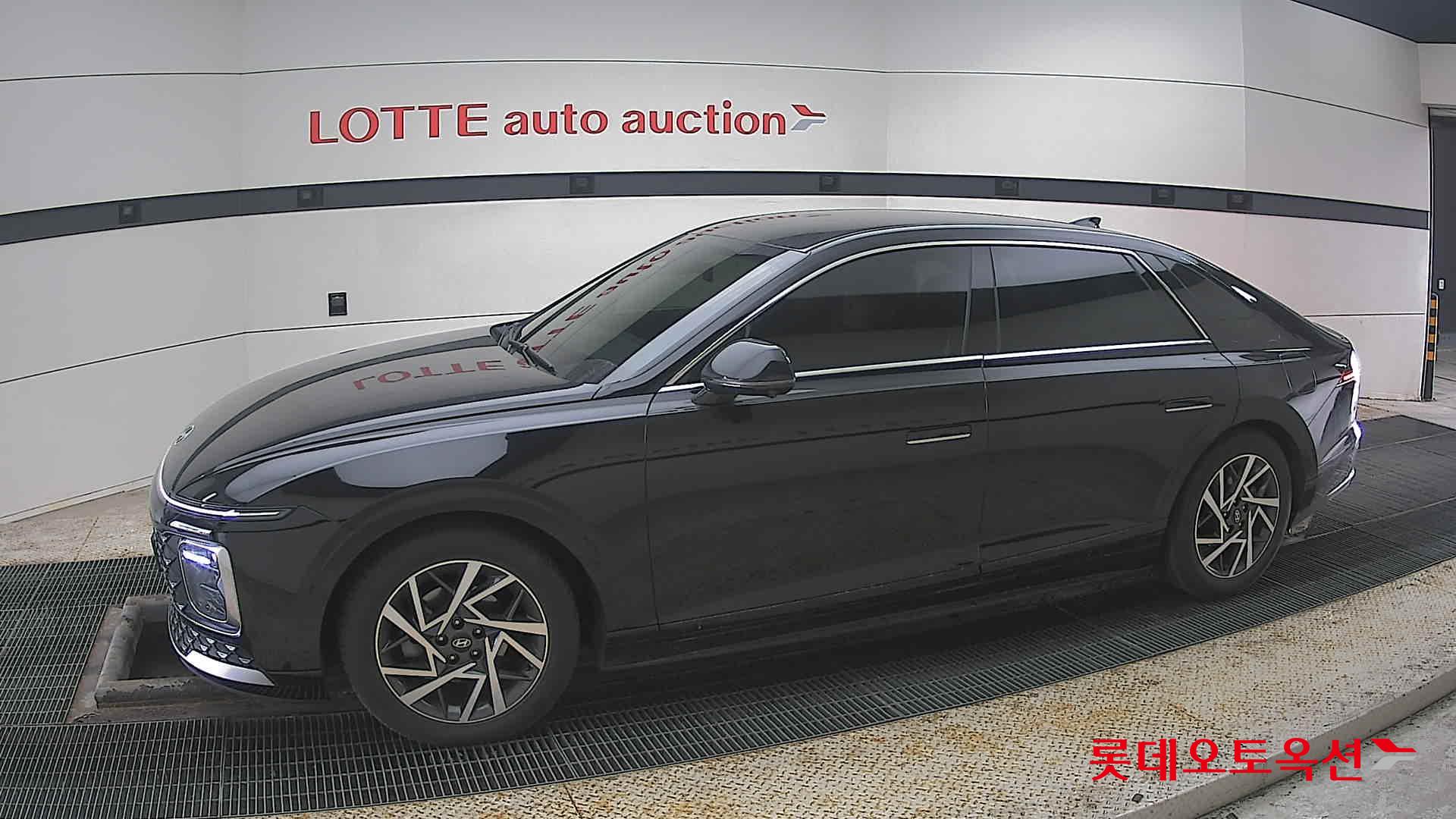 Hyundai Grandeur 2023 - Image 12
