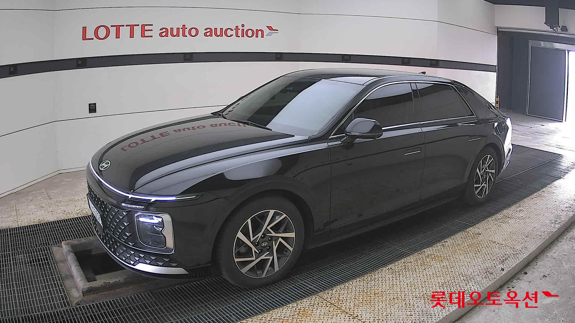 Hyundai Grandeur 2023 - Image 11