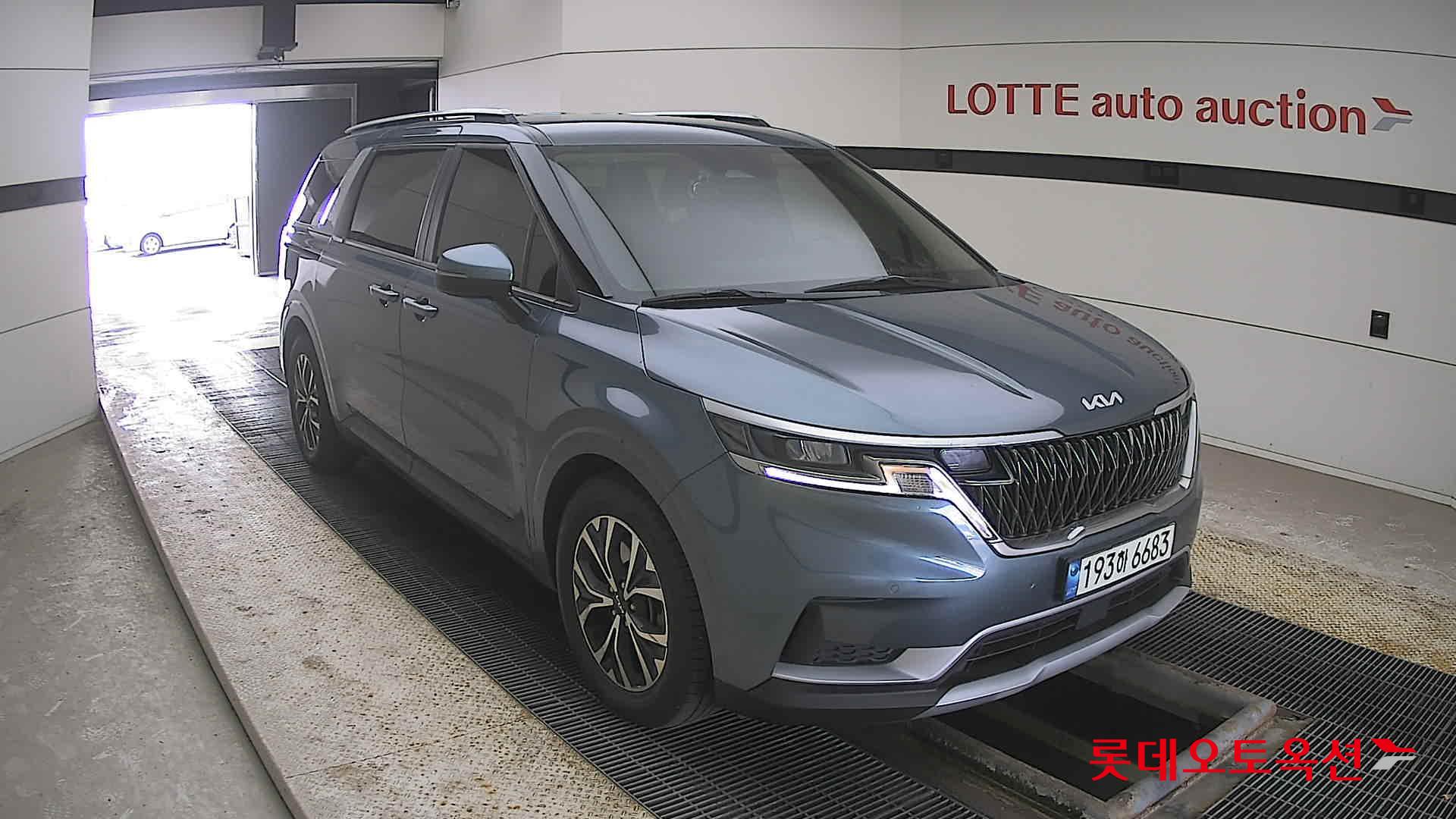 Kia Carnival 2022 - Image 6