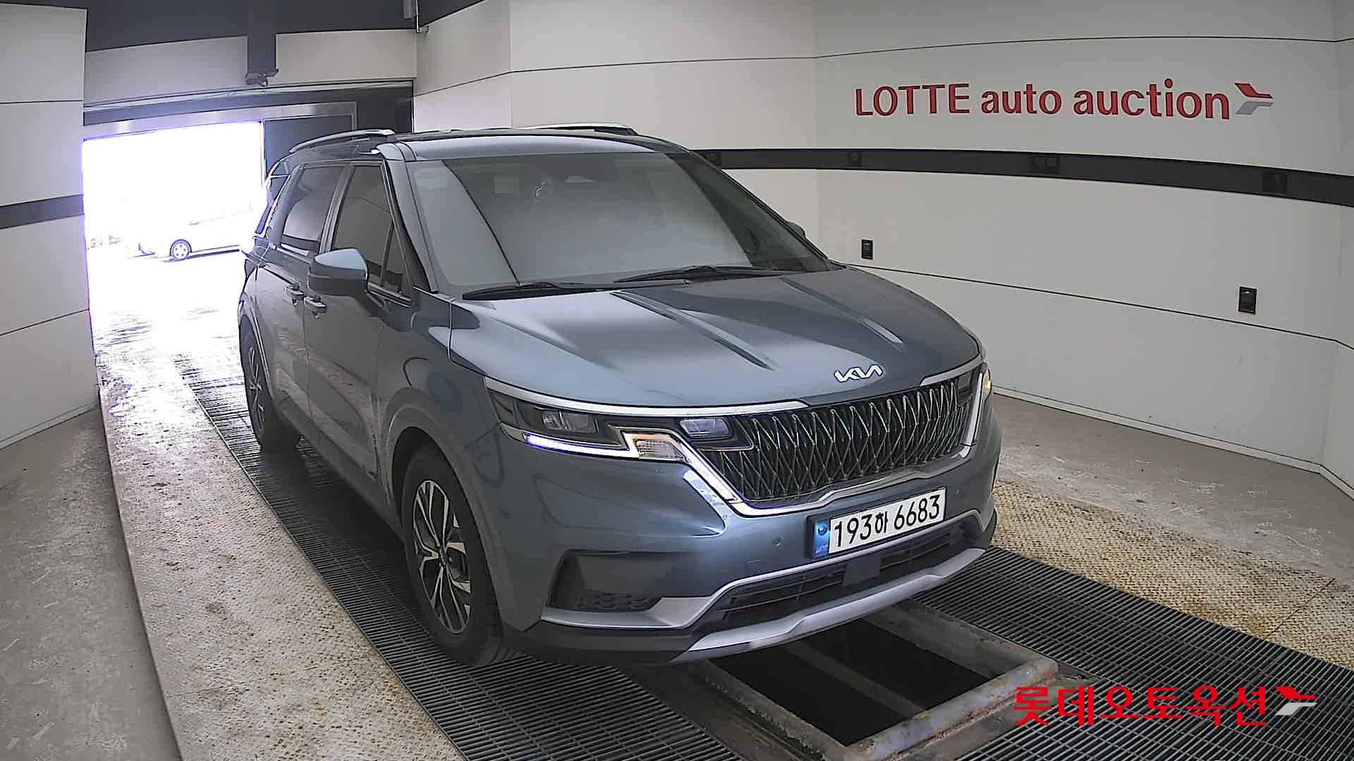 Kia Carnival 2022 - Image 24