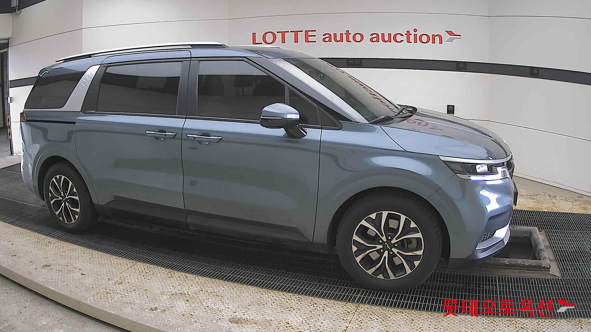 Kia Carnival 2022 - Image 22