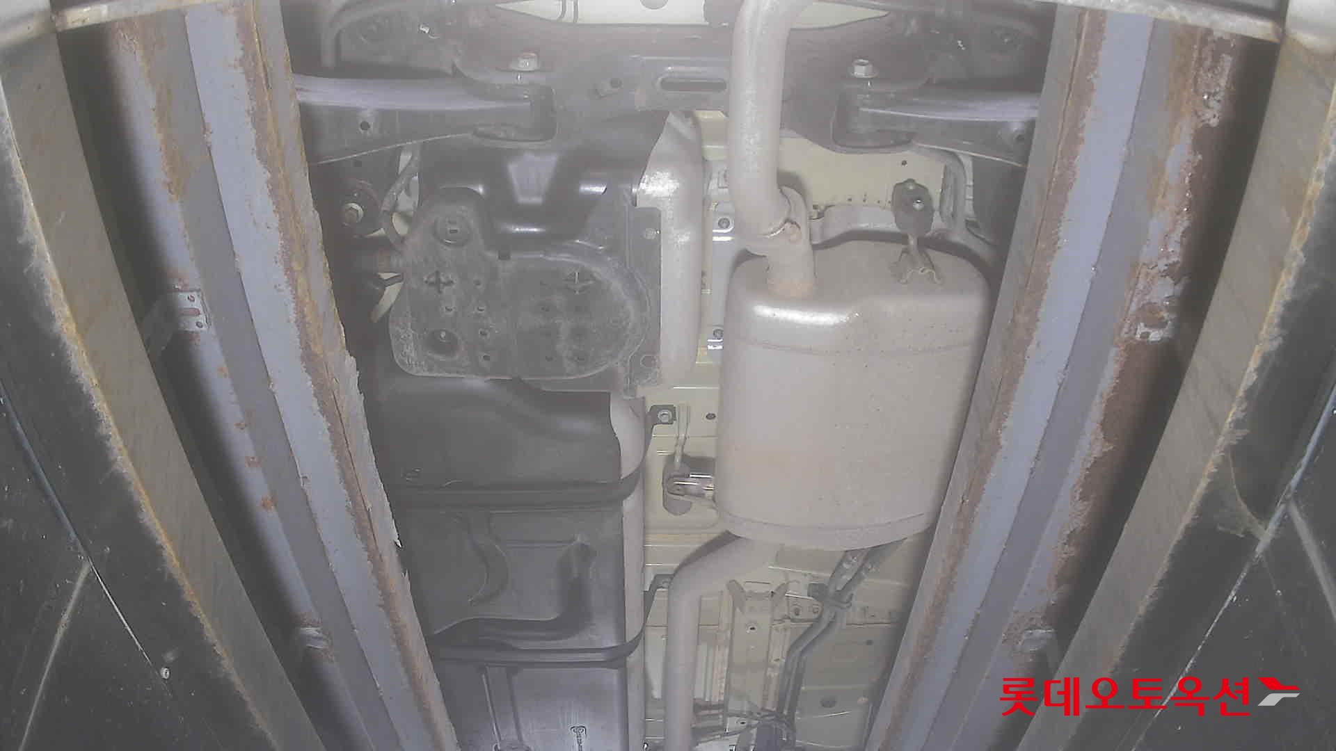 Kia Carnival 2022 - Image 2