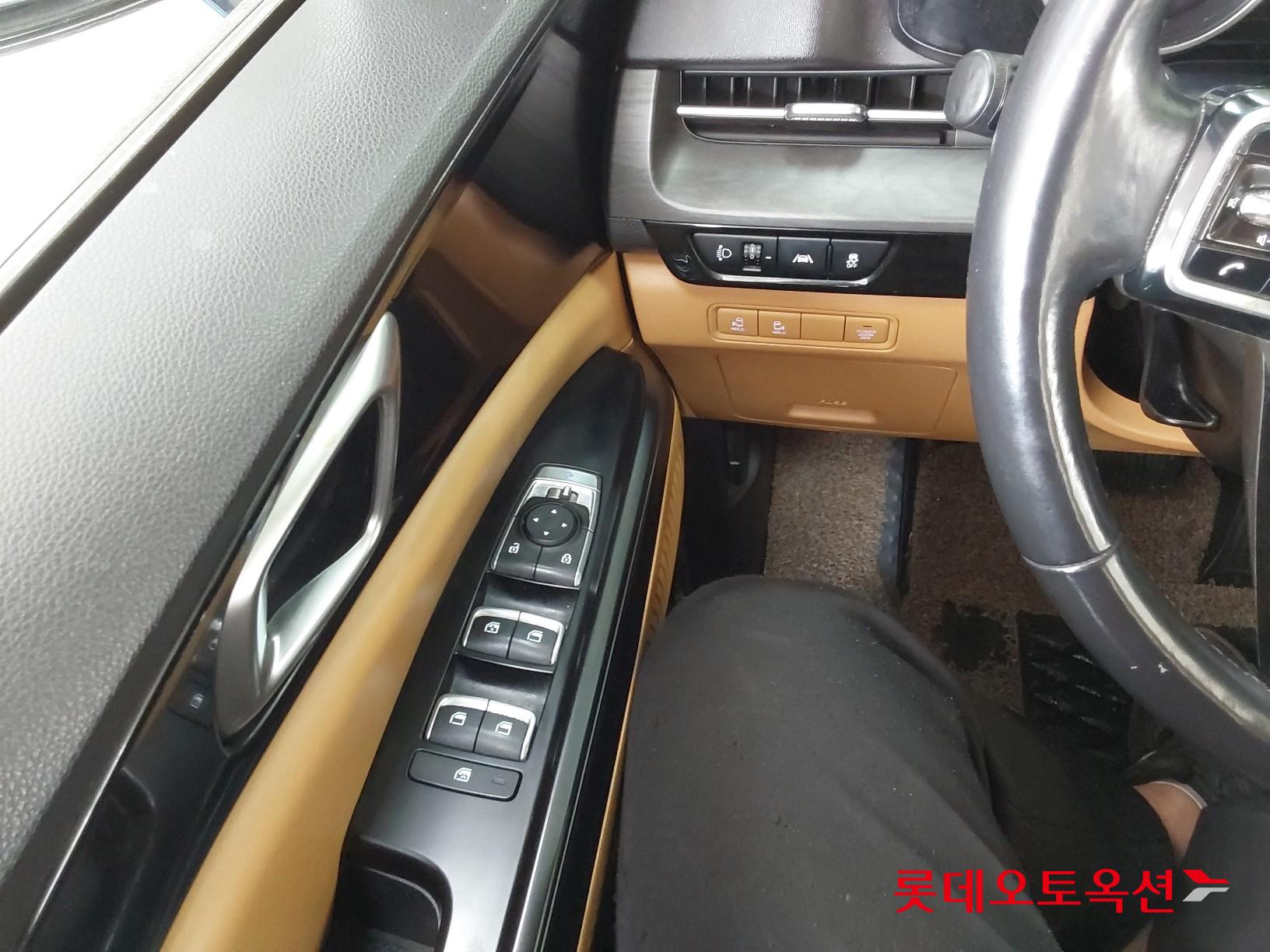 Kia Carnival 2022 - Image 29