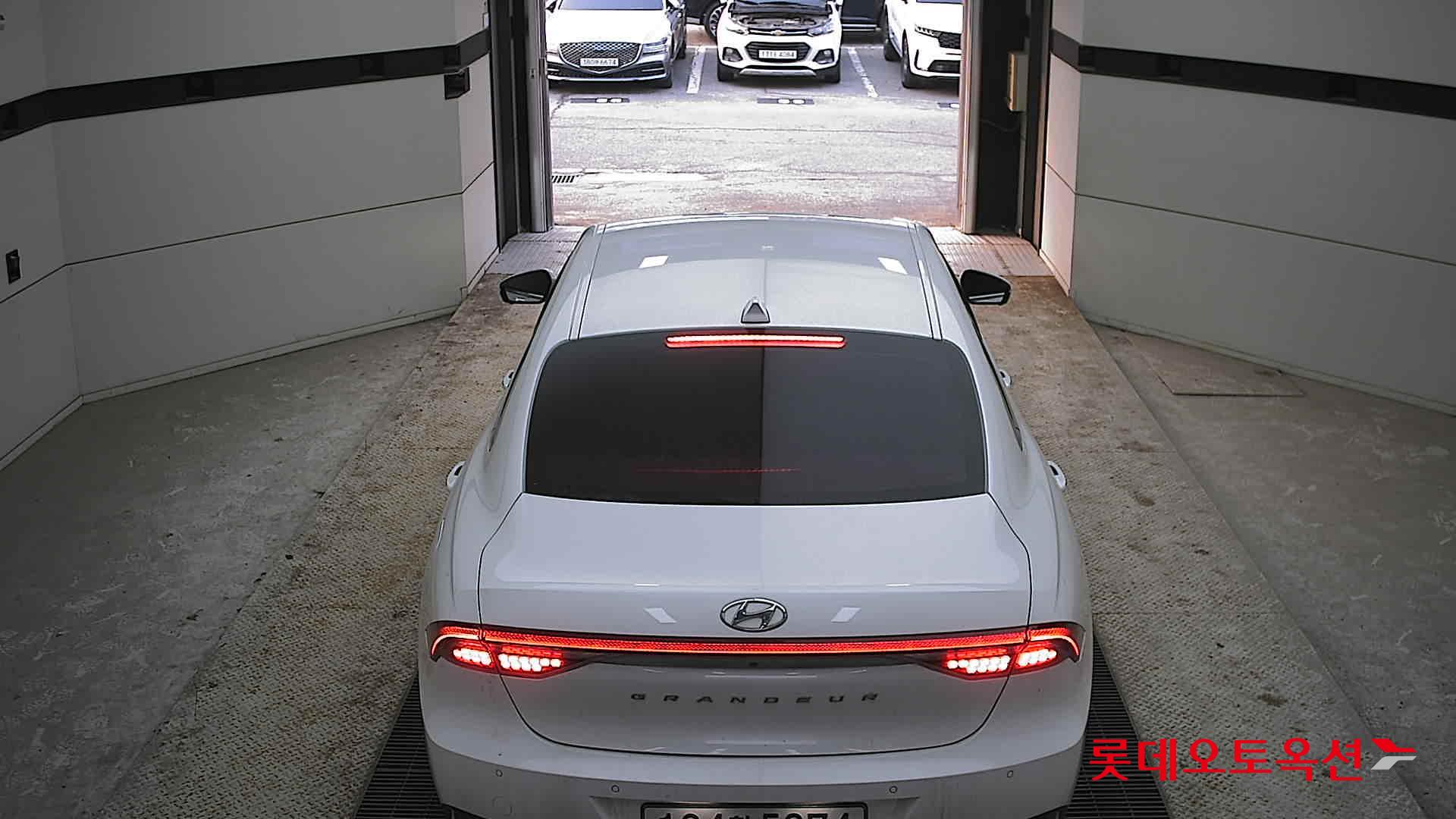 هيونداي جرانجر 2021 - صورة 17