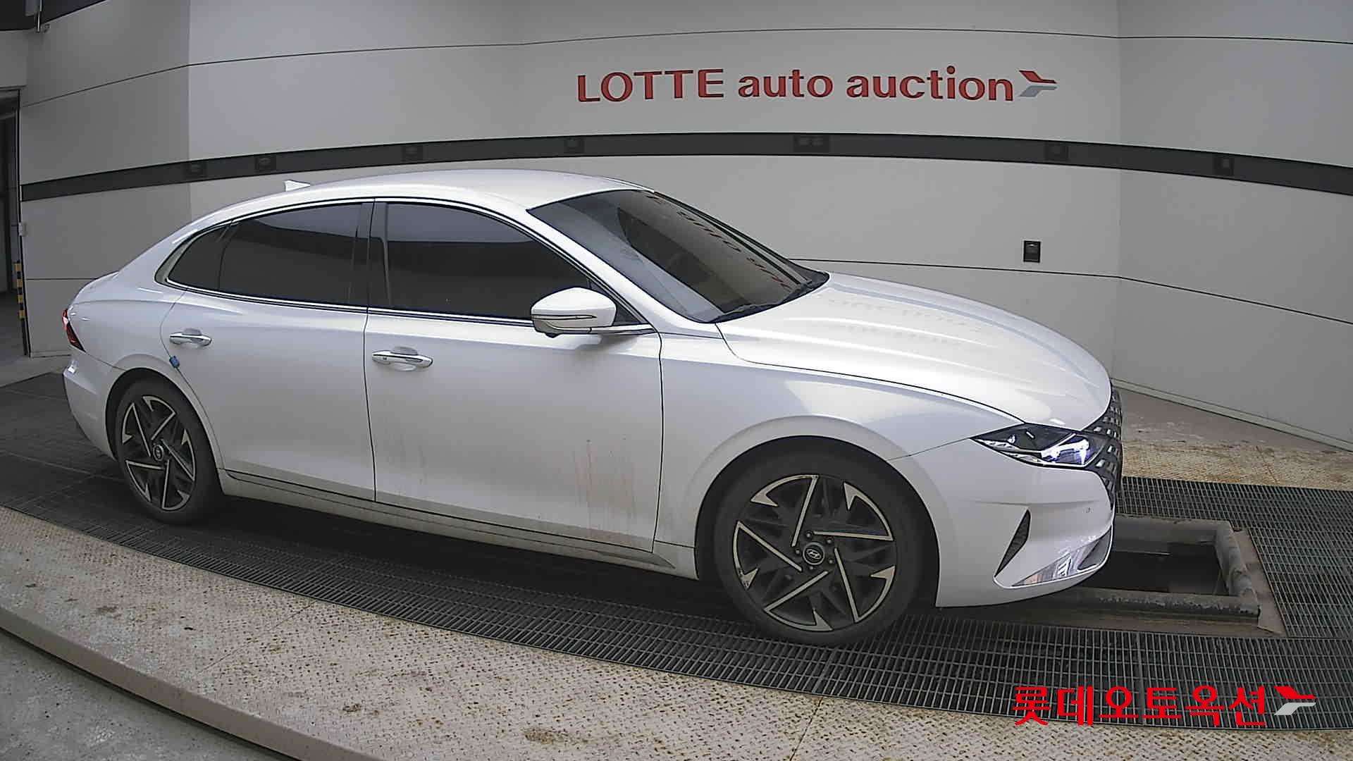 هيونداي جرانجر 2021 - صورة 22