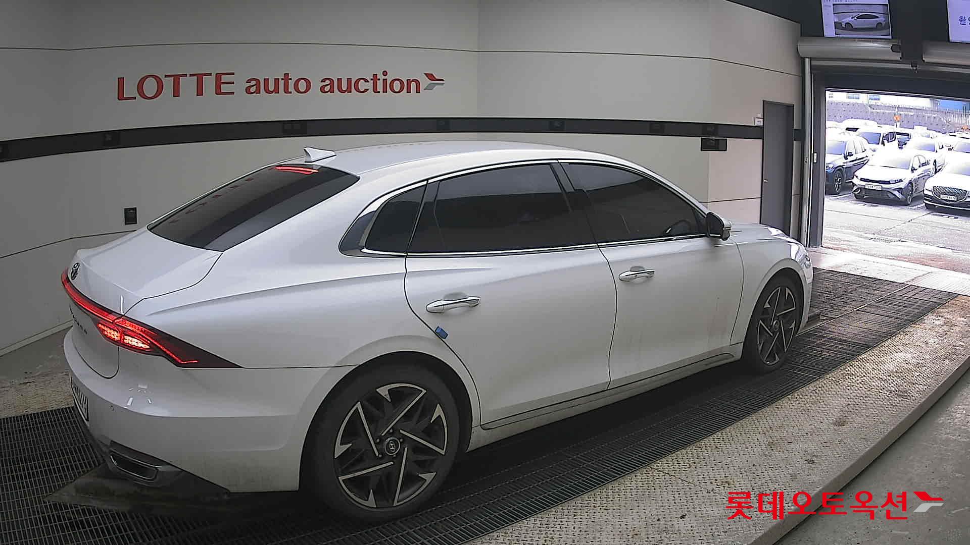 هيونداي جرانجر 2021 - صورة 19