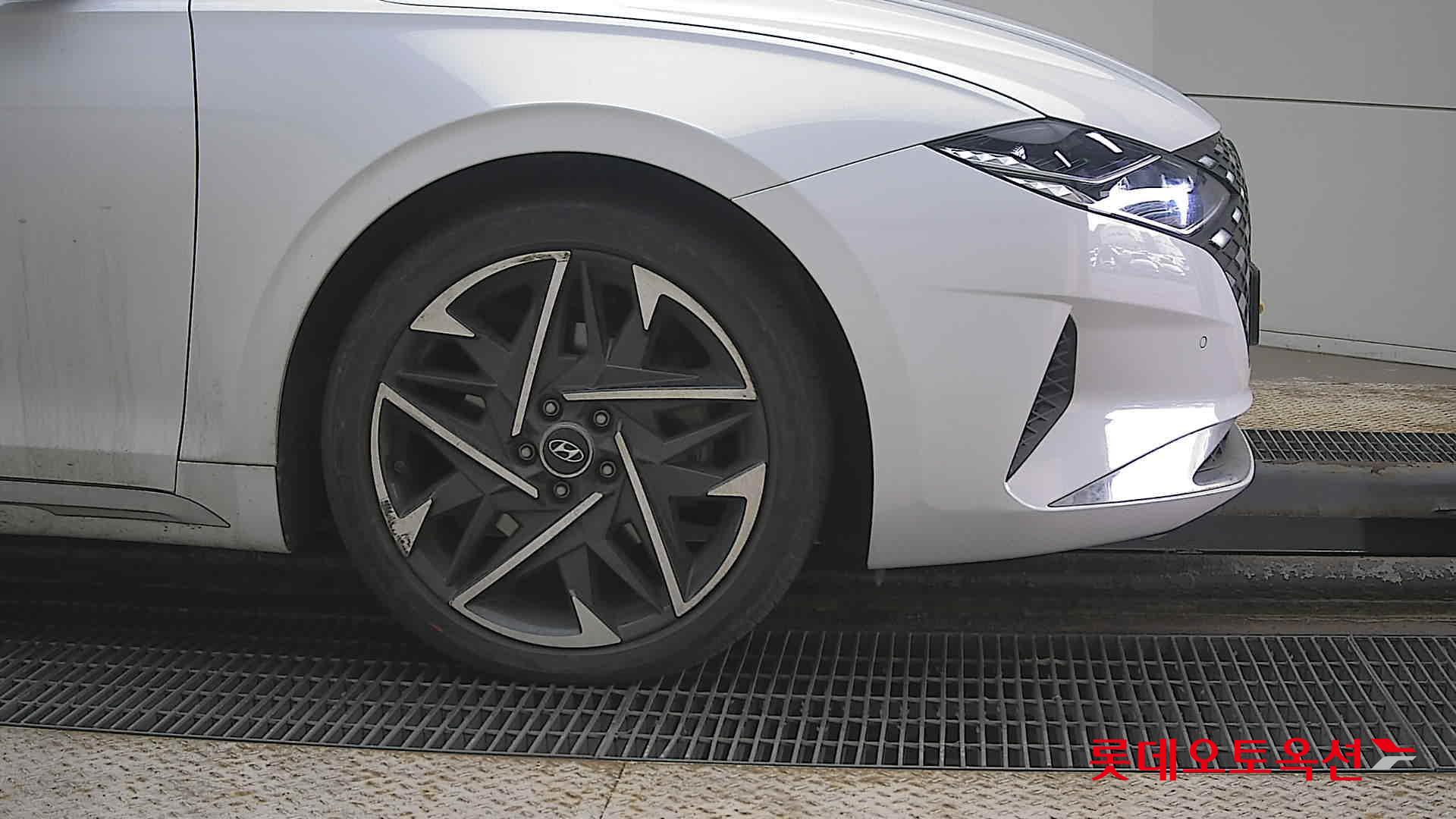 هيونداي جرانجر 2021 - صورة 27