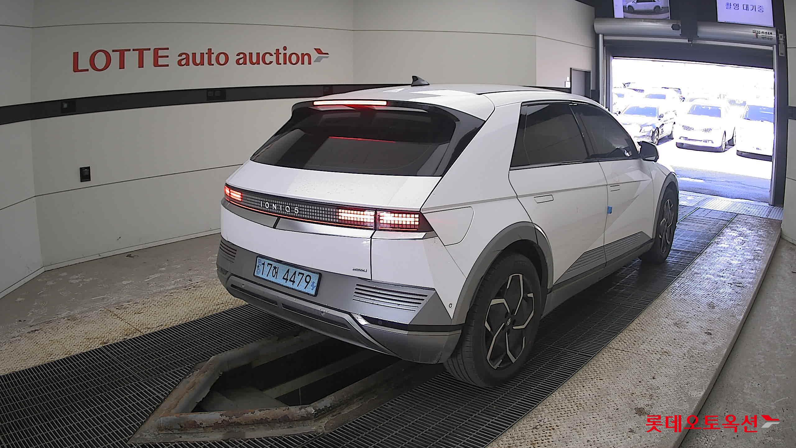 Hyundai IONIQ 5 2022 Atlas White из Кореи, фото 4