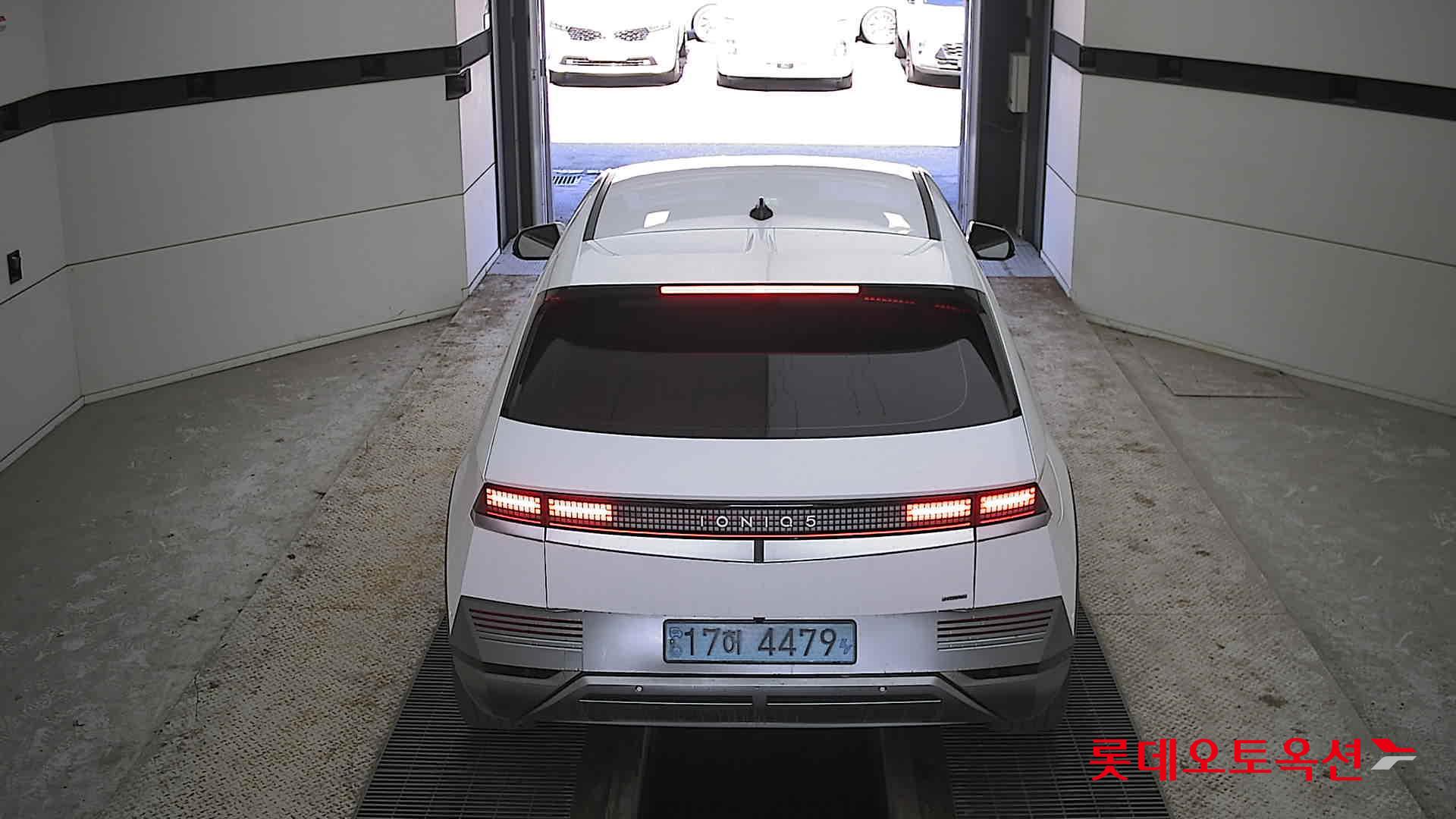 Hyundai IONIQ 5 2022 Atlas White из Кореи, фото 5