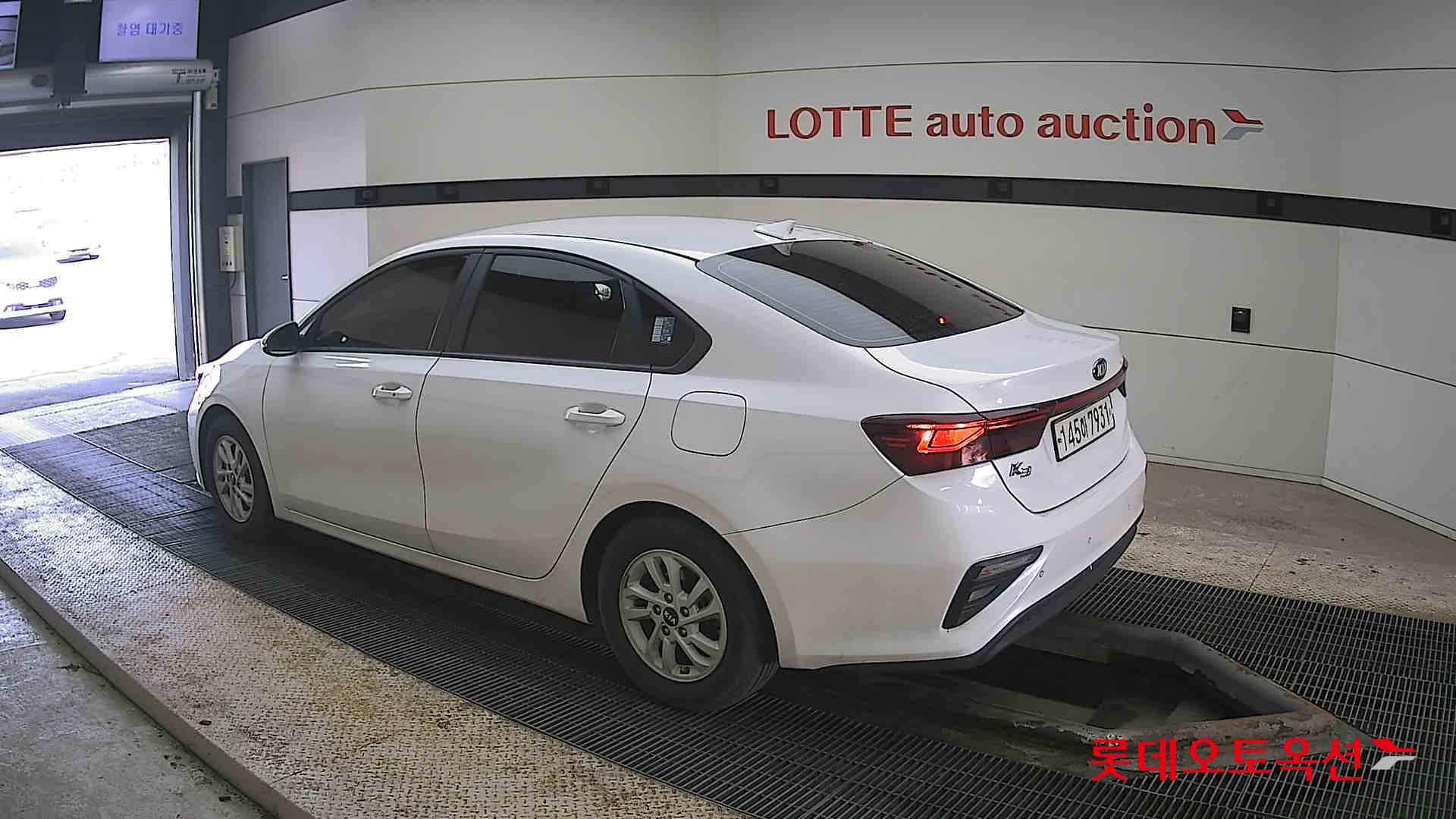 Kia K3 2020 - Image 15