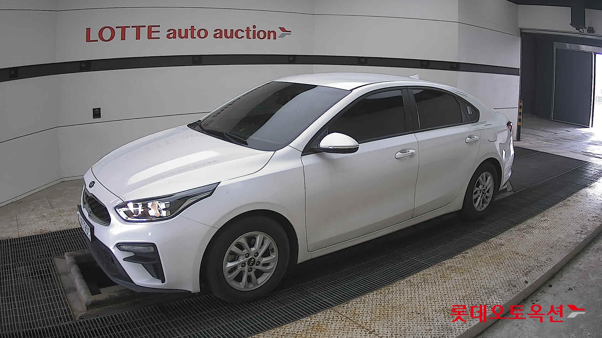 Kia K3 2020 - Image 11