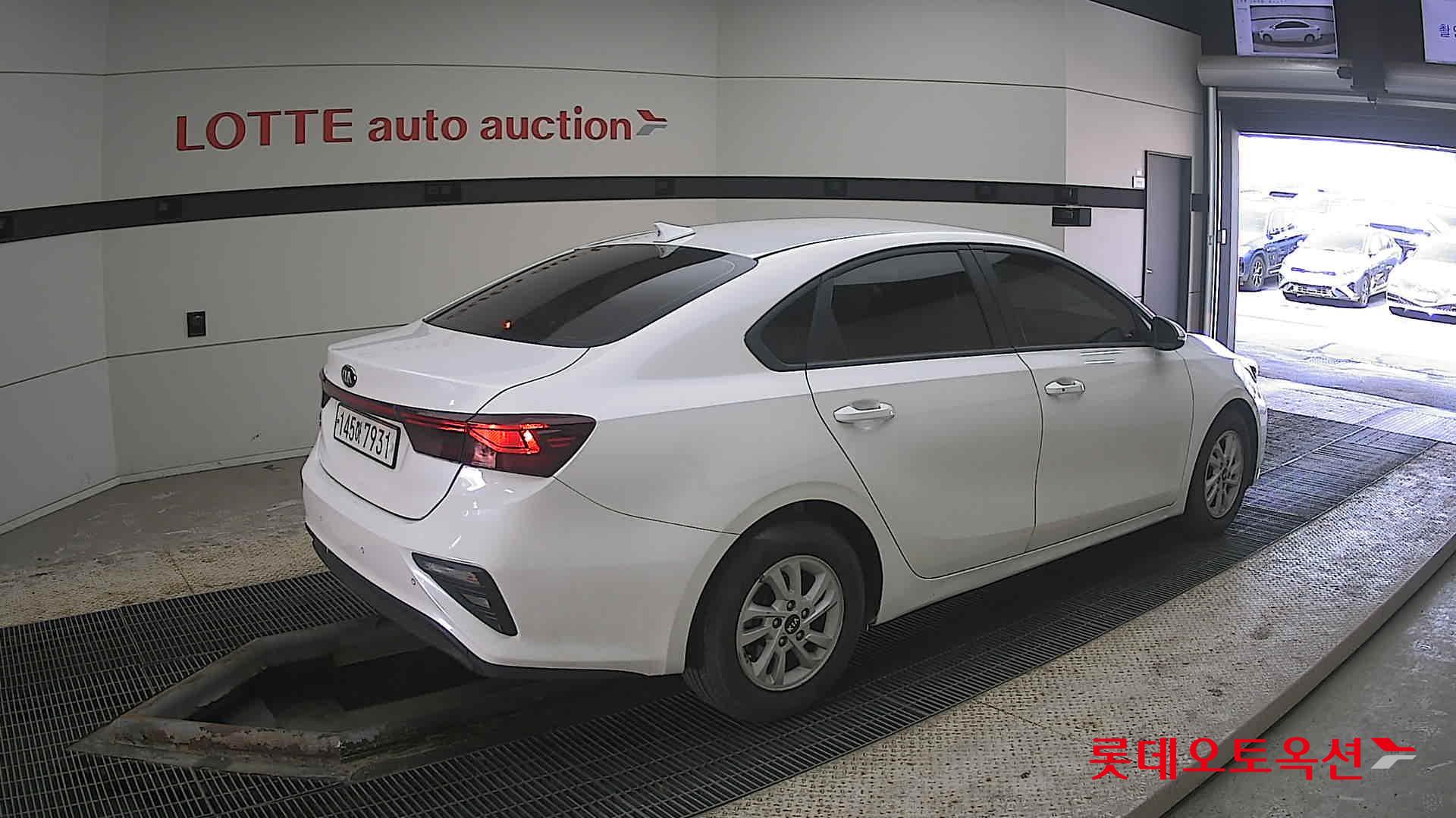 Kia K3 2020 - Image 19