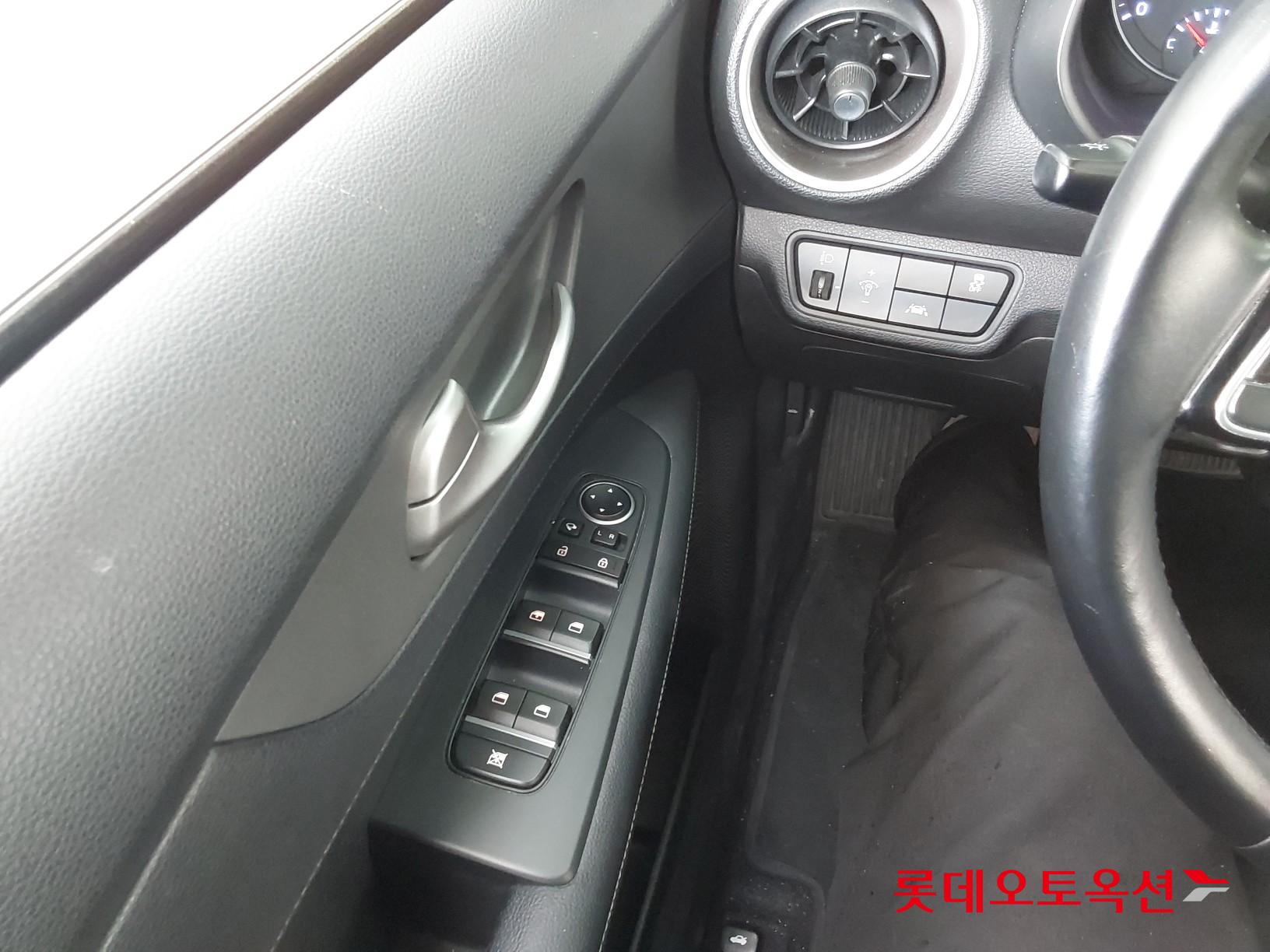 Kia K3 2020 - Image 29