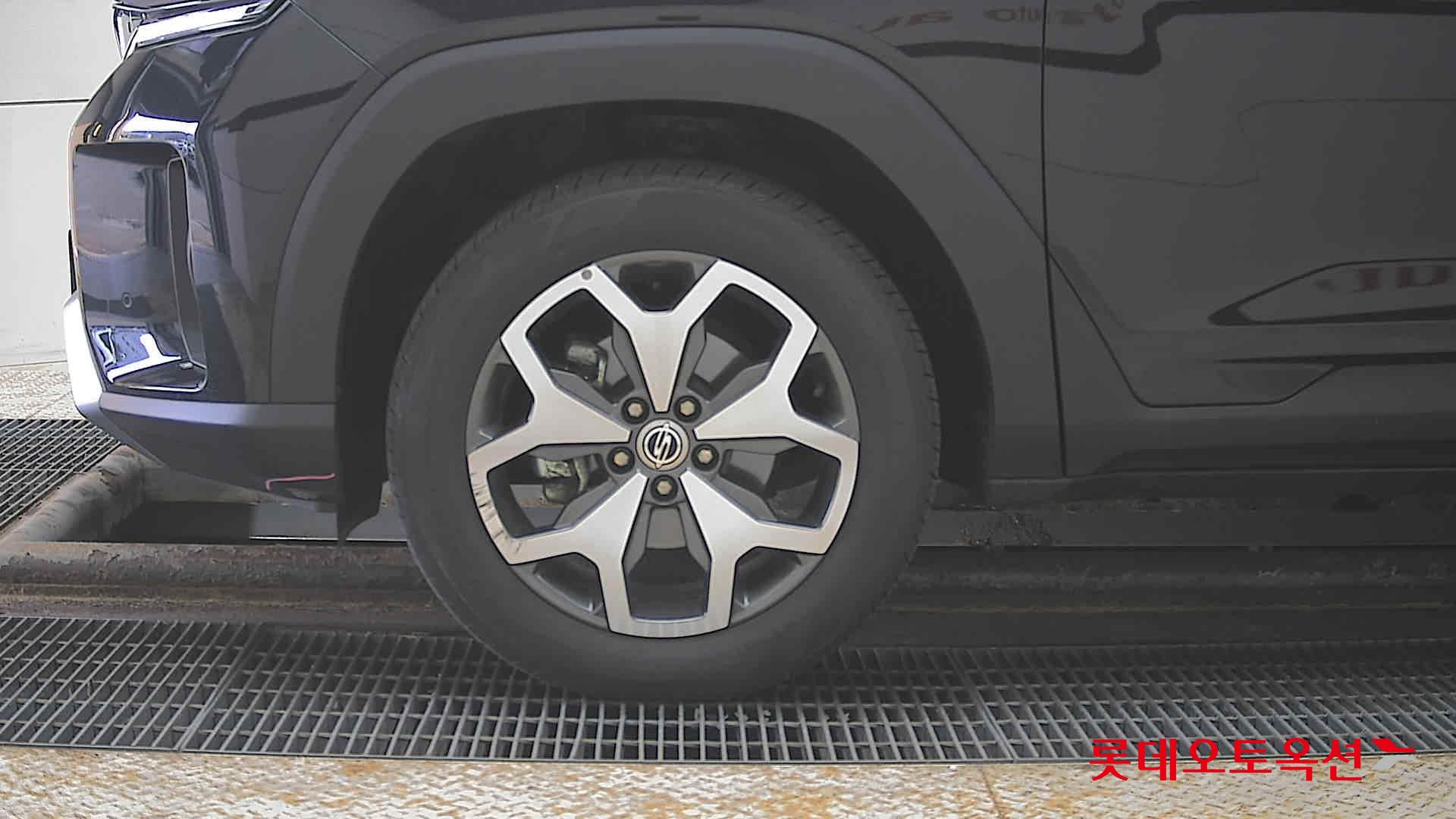 KG Mobility Torres 2023 - Image 25