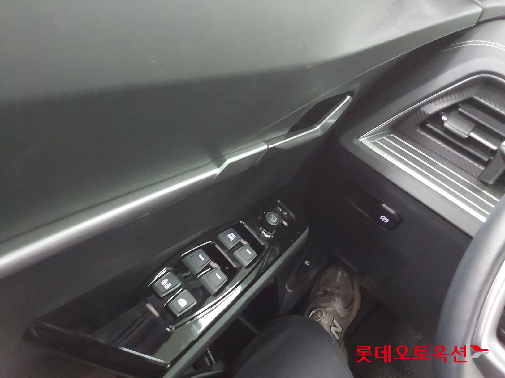 KG Mobility Torres 2023 - Image 29