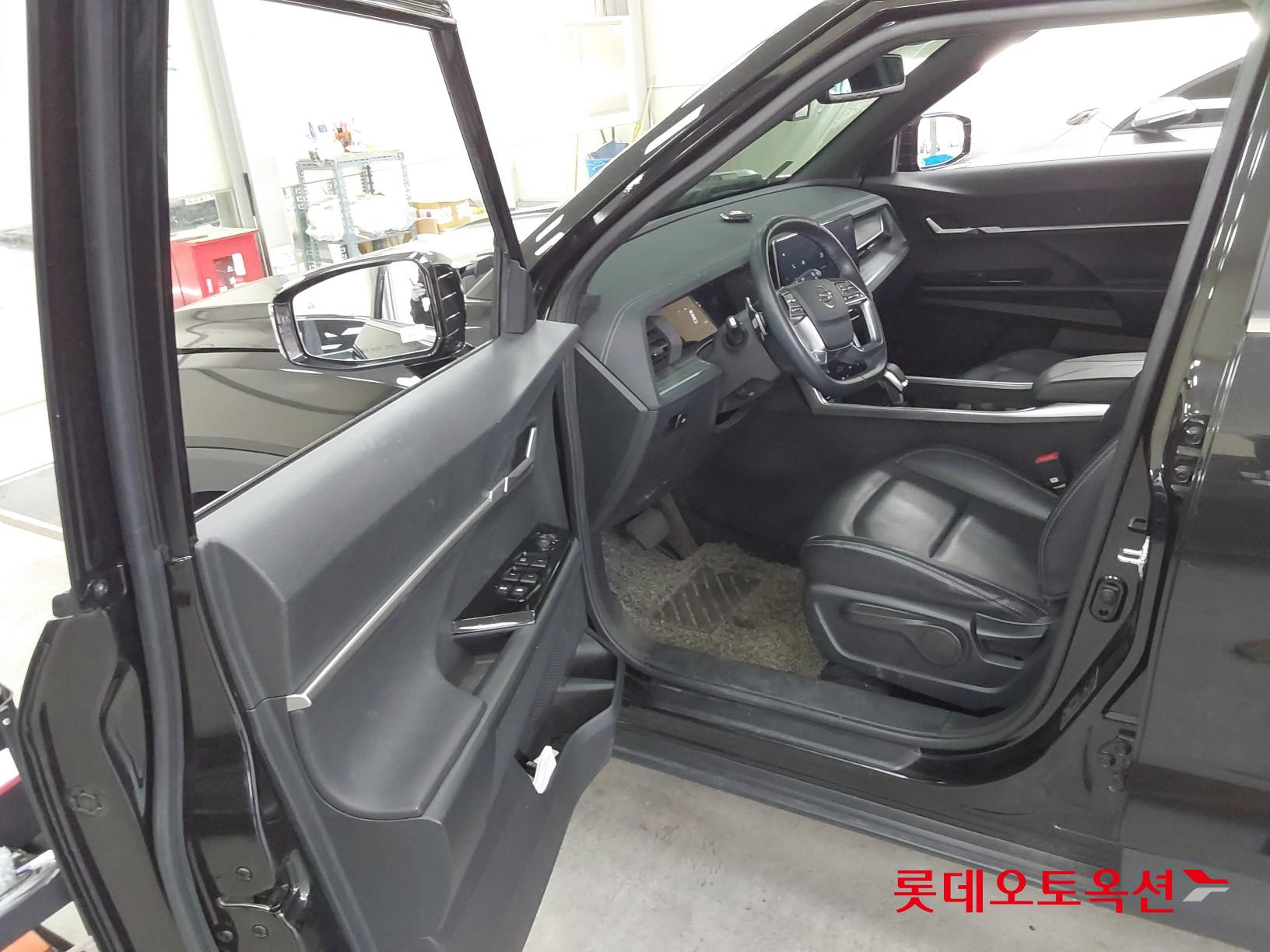 KG Mobility Torres 2023 - Image 37