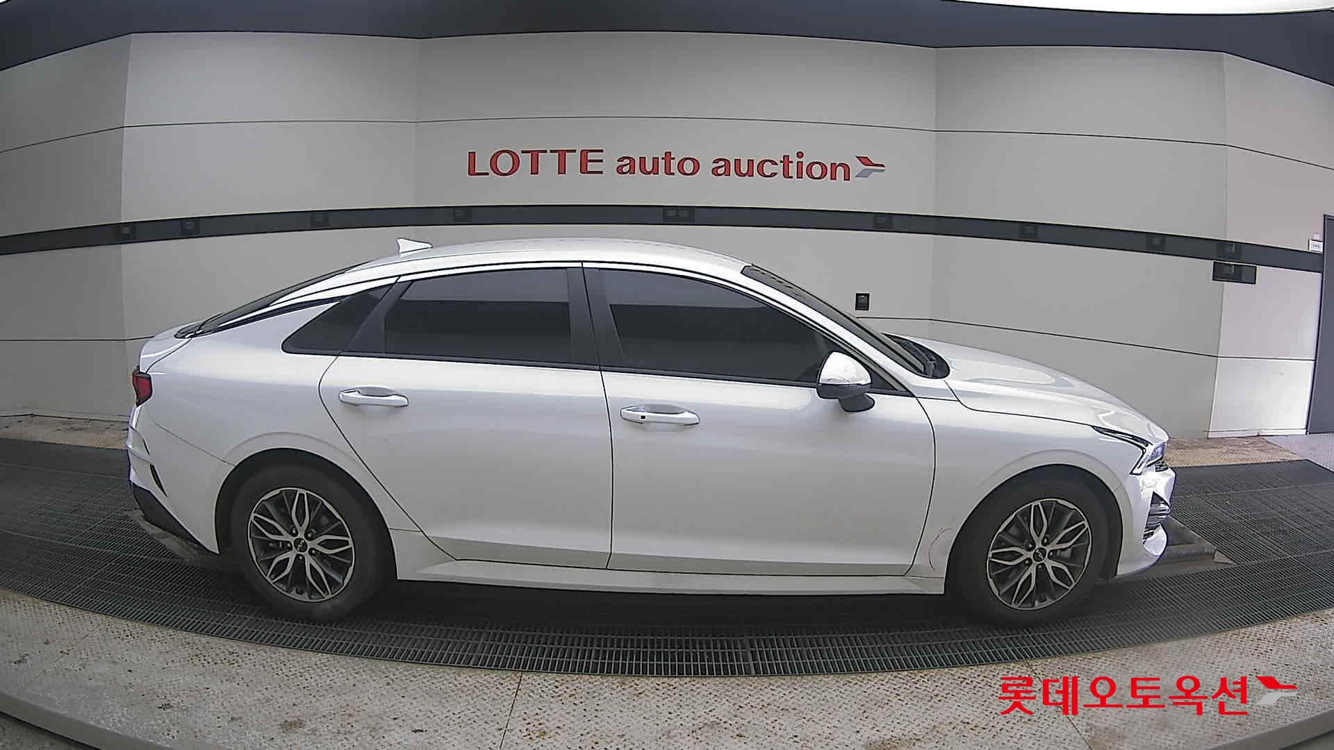 كيا K5 2022 - صورة 21