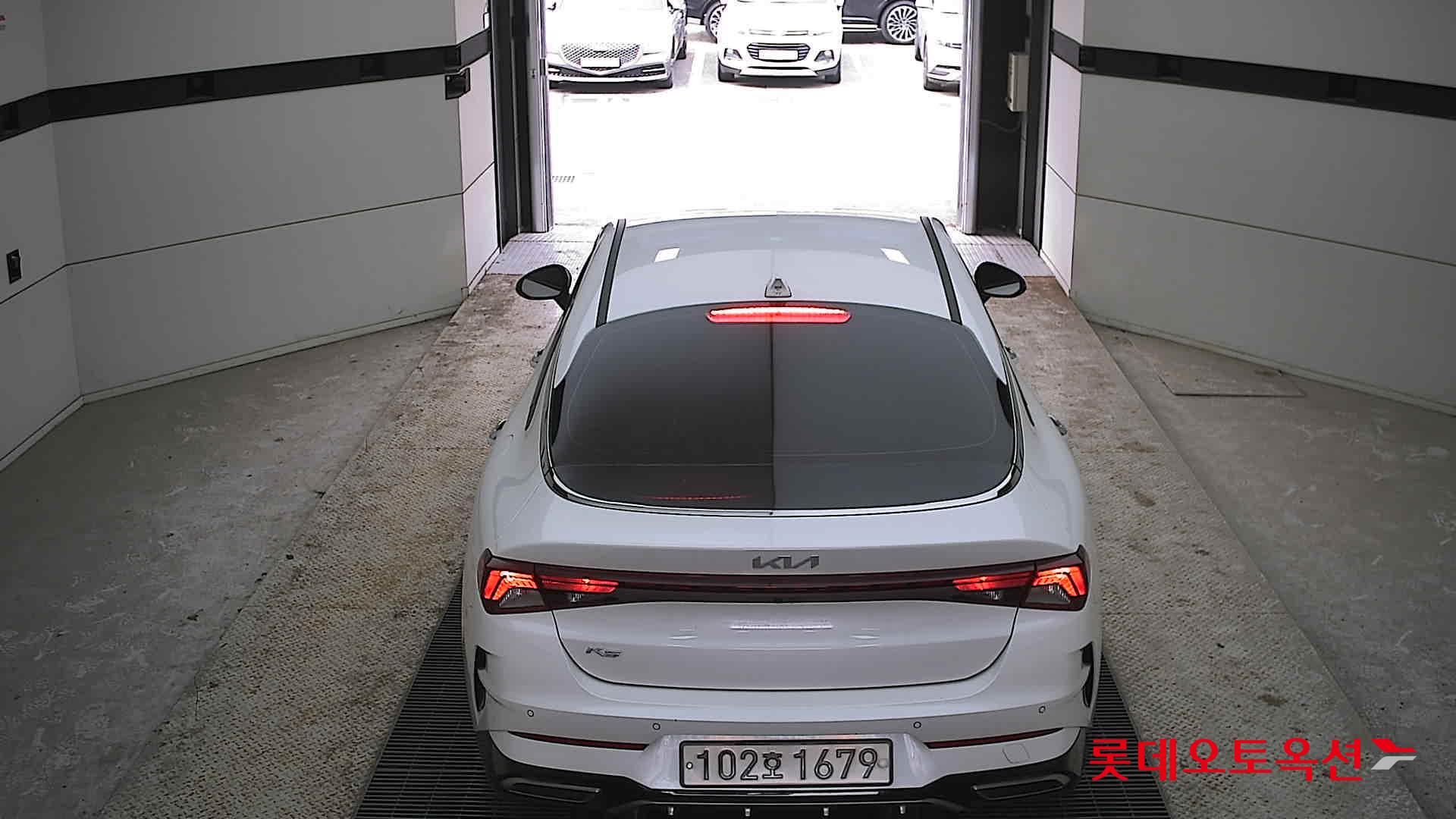 كيا K5 2022 - صورة 17