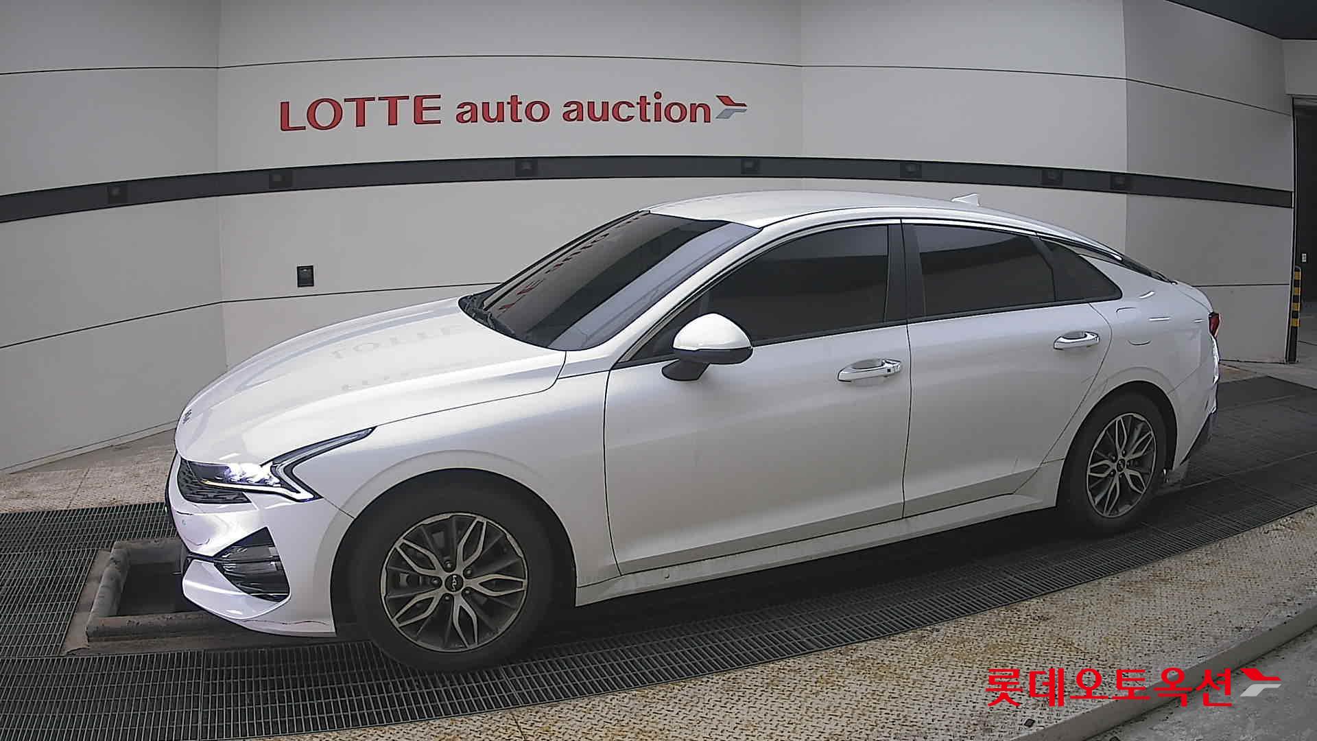 كيا K5 2022 - صورة 12