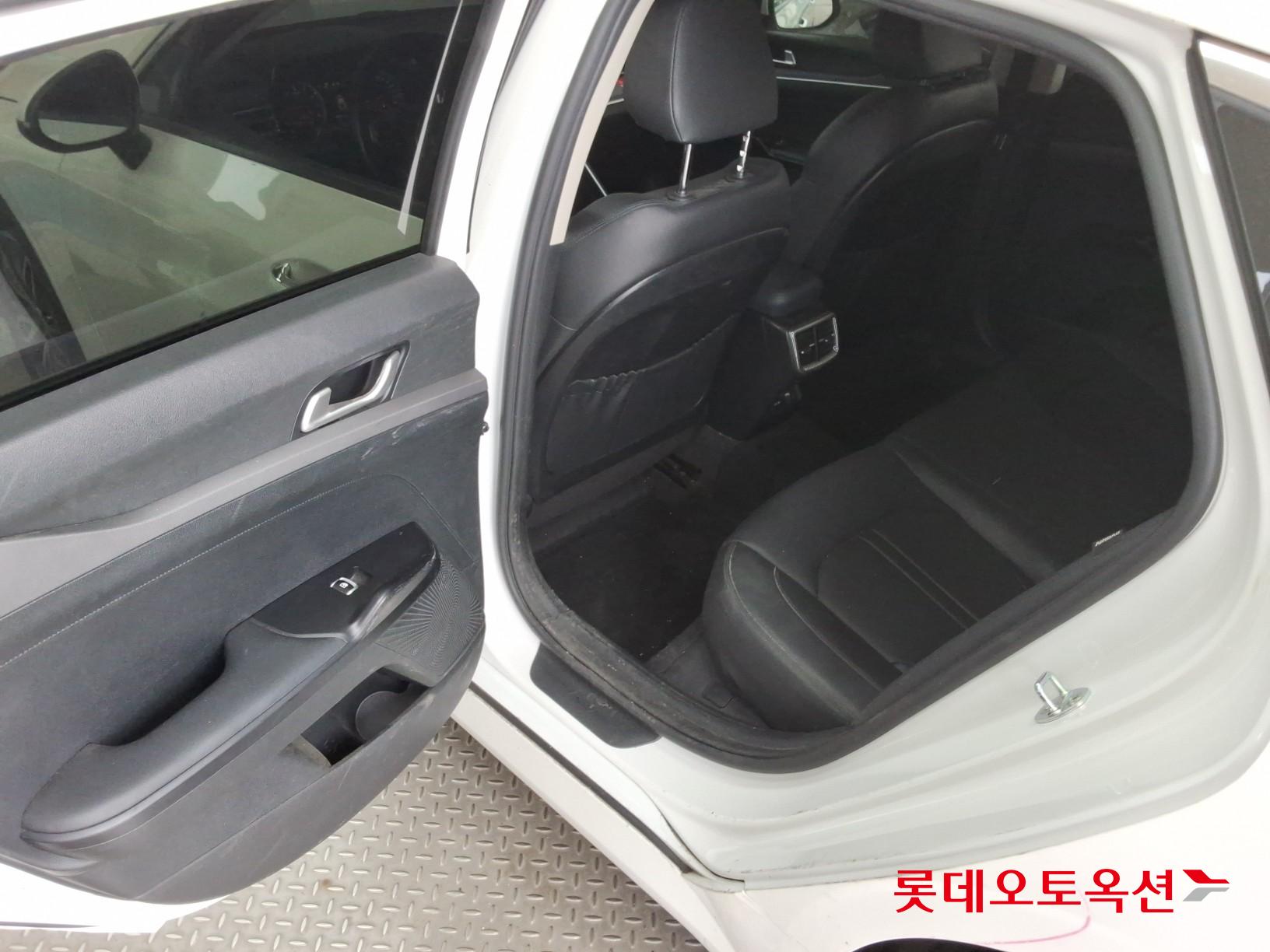 كيا K5 2022 - صورة 37