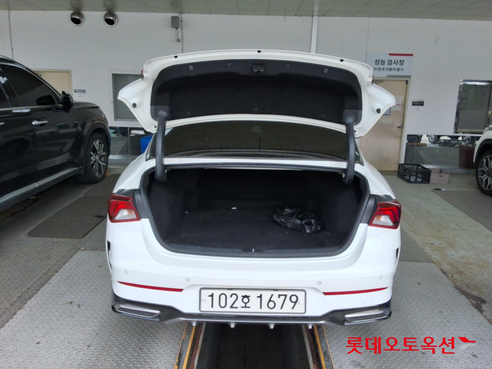 كيا K5 2022 - صورة 9